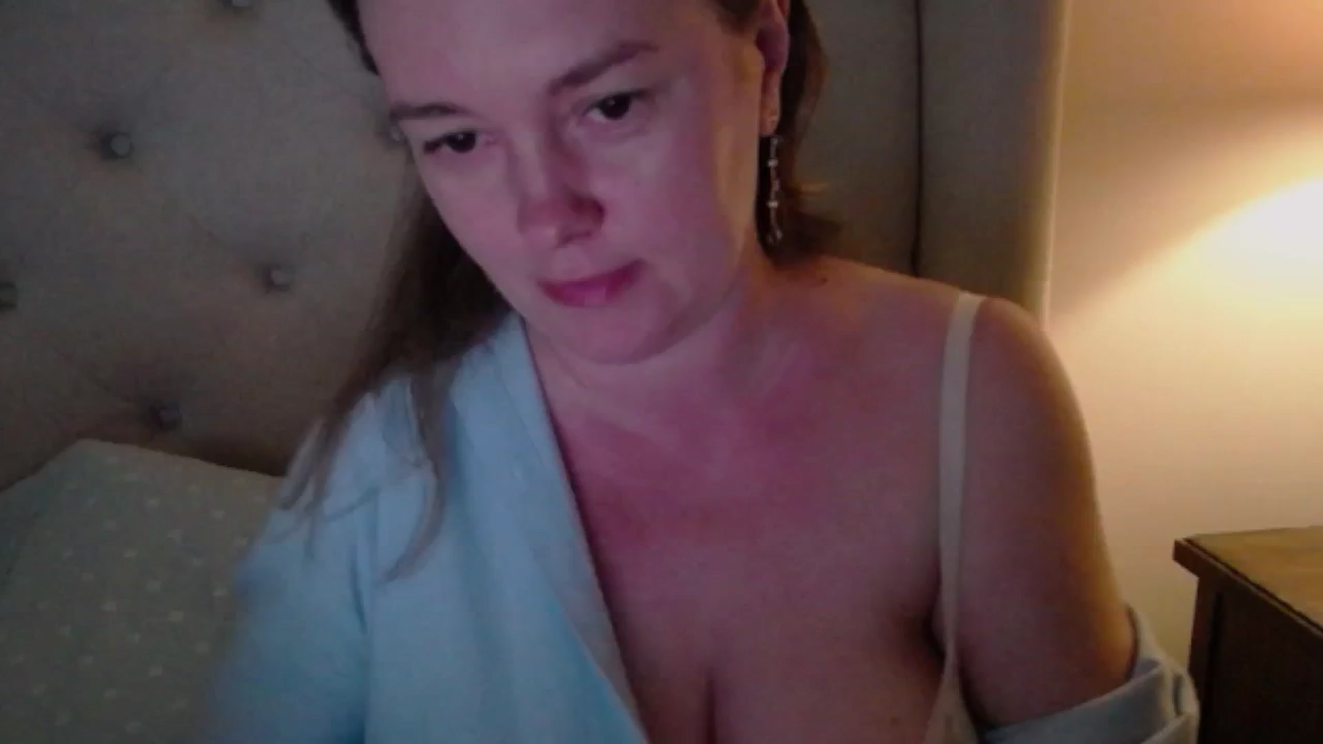 Gallery image thumbnail from J0llye's myfreecams stream on, 05/25/2025, 19:58 image 3 of 20