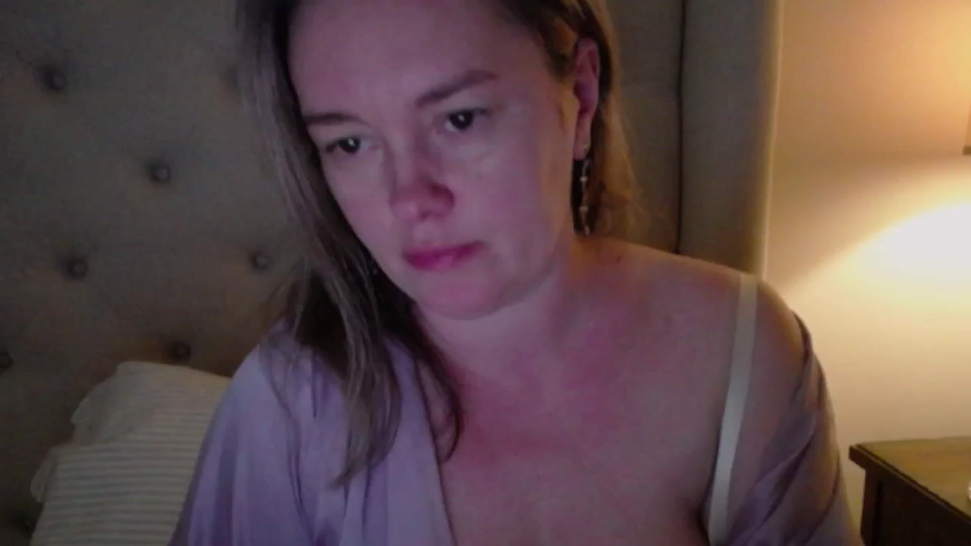 Gallery image thumbnail from J0llye's myfreecams stream on, 05/28/2025, 16:09 image 1 of 20
