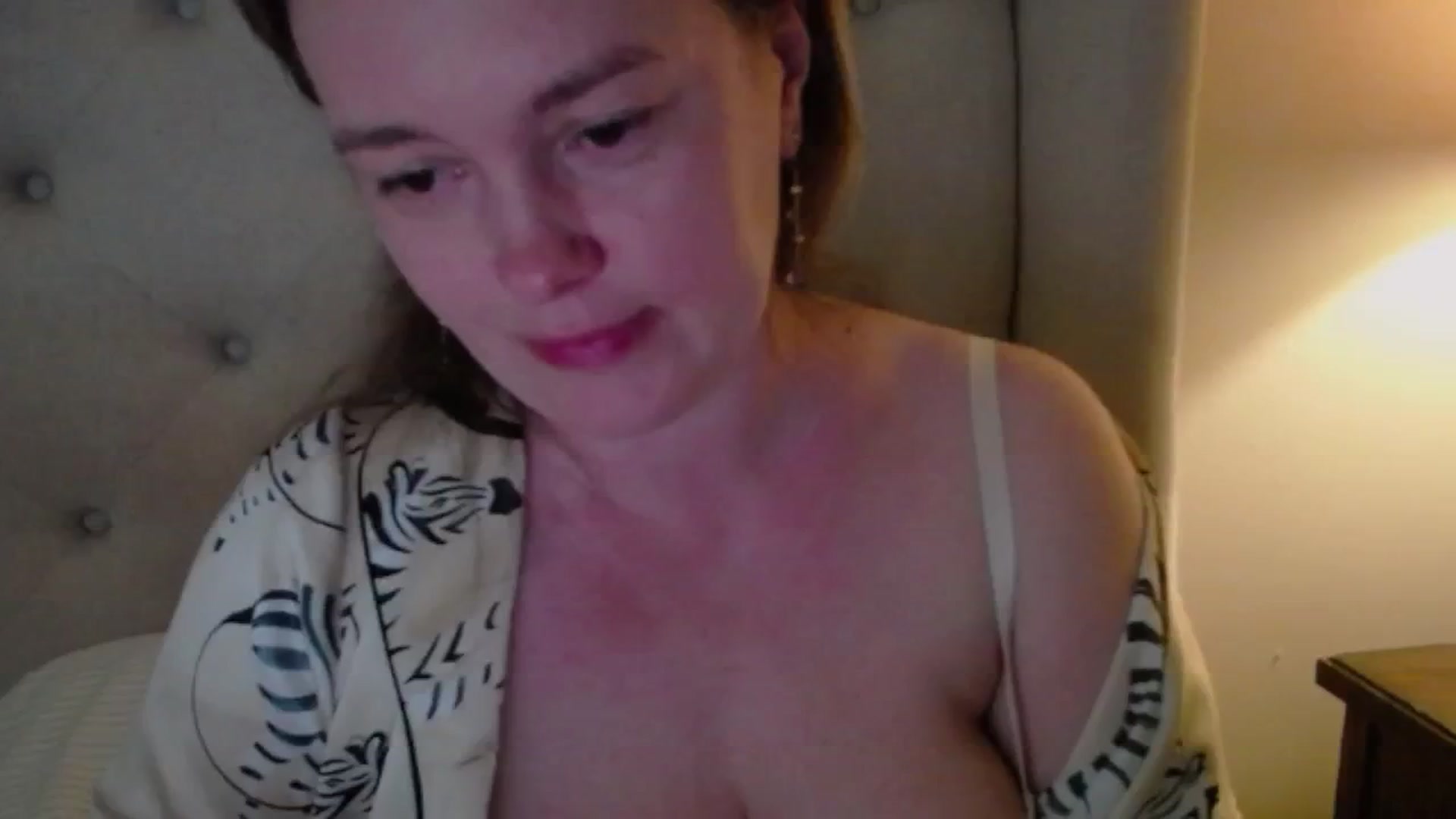 Gallery image thumbnail from J0llye's myfreecams stream on, 06/01/2025, 20:07 image 15 of 20