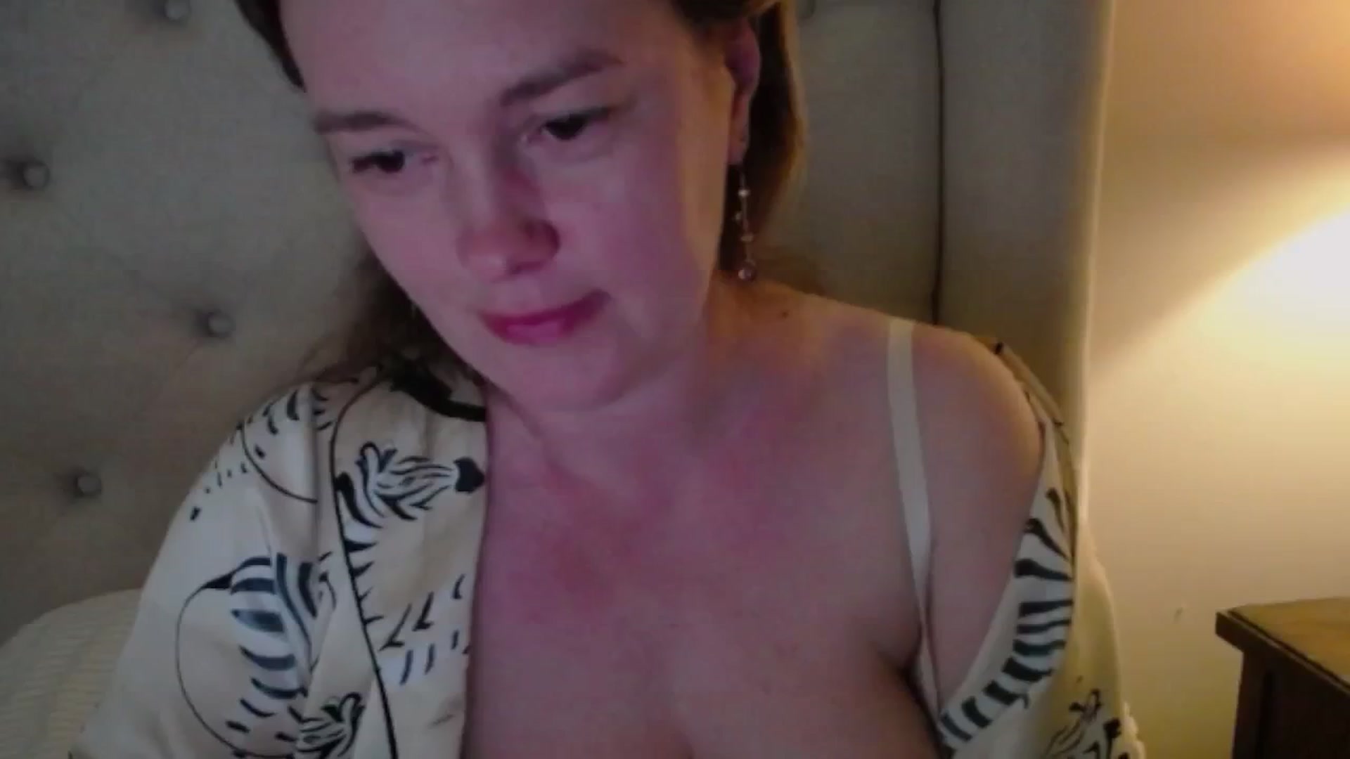 Gallery image thumbnail from J0llye's myfreecams stream on, 06/01/2025, 20:07 image 14 of 20