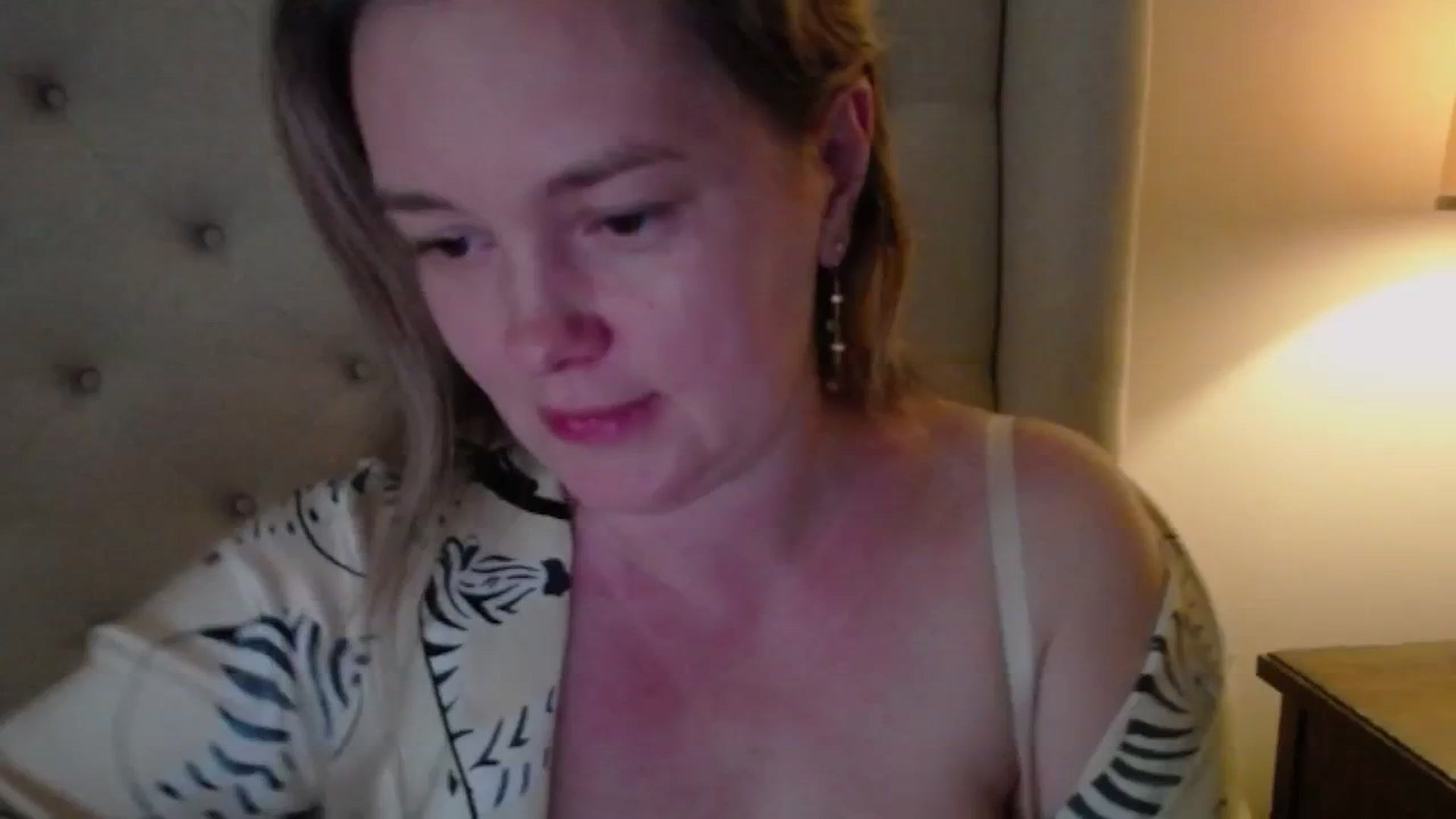 Gallery image thumbnail from J0llye's myfreecams stream on, 06/01/2025, 20:48 image 13 of 20