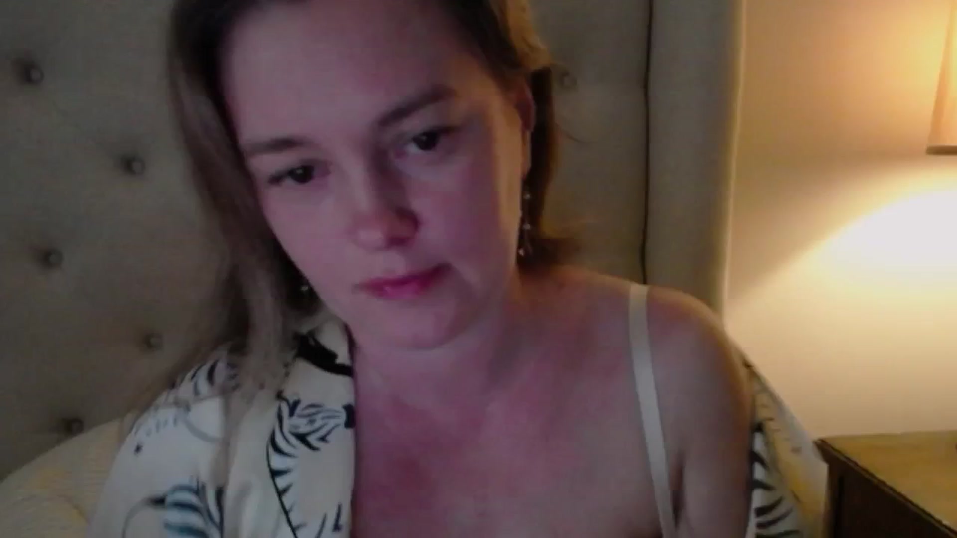 Gallery image thumbnail from J0llye's myfreecams stream on, 06/01/2025, 20:48 image 4 of 20