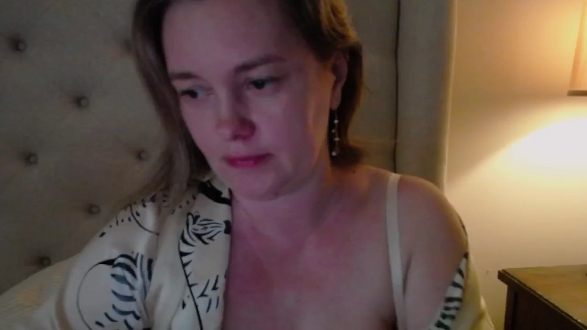Gallery image thumbnail from J0llye's myfreecams stream on, 06/01/2025, 20:48 image 3 of 20