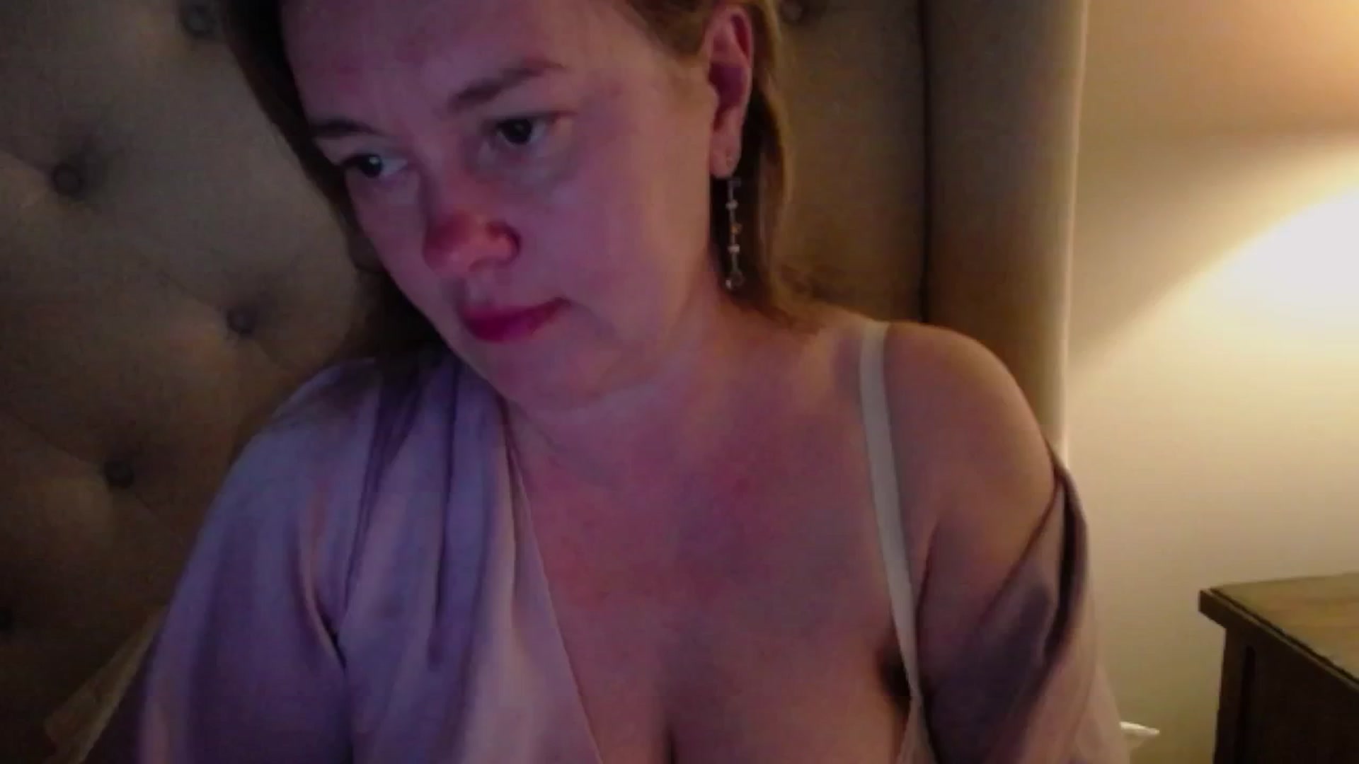 Gallery image thumbnail from J0llye's myfreecams stream on, 06/02/2025, 03:37 image 9 of 20