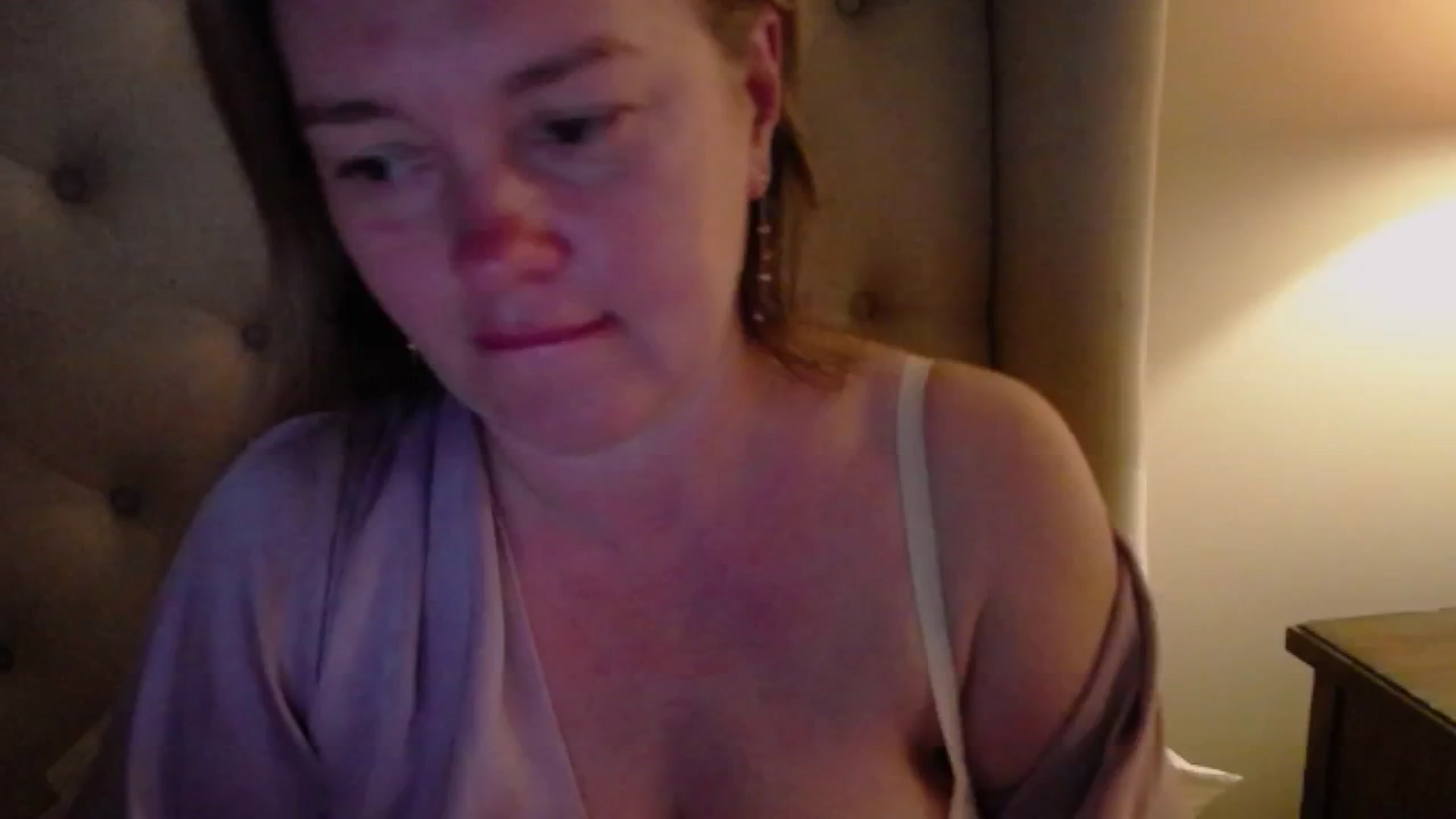 Gallery image thumbnail from J0llye's myfreecams stream on, 06/02/2025, 03:37 image 11 of 20