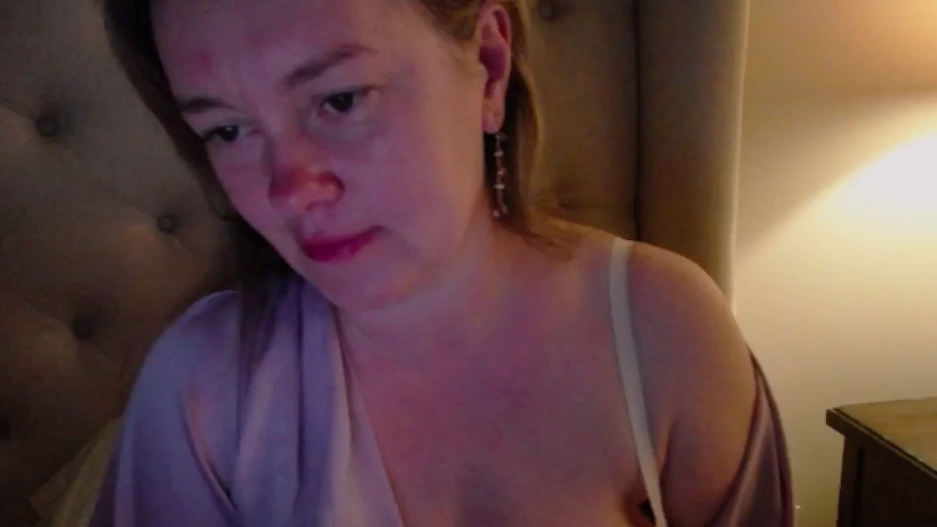 Gallery image thumbnail from J0llye's myfreecams stream on, 06/02/2025, 03:37 image 12 of 20