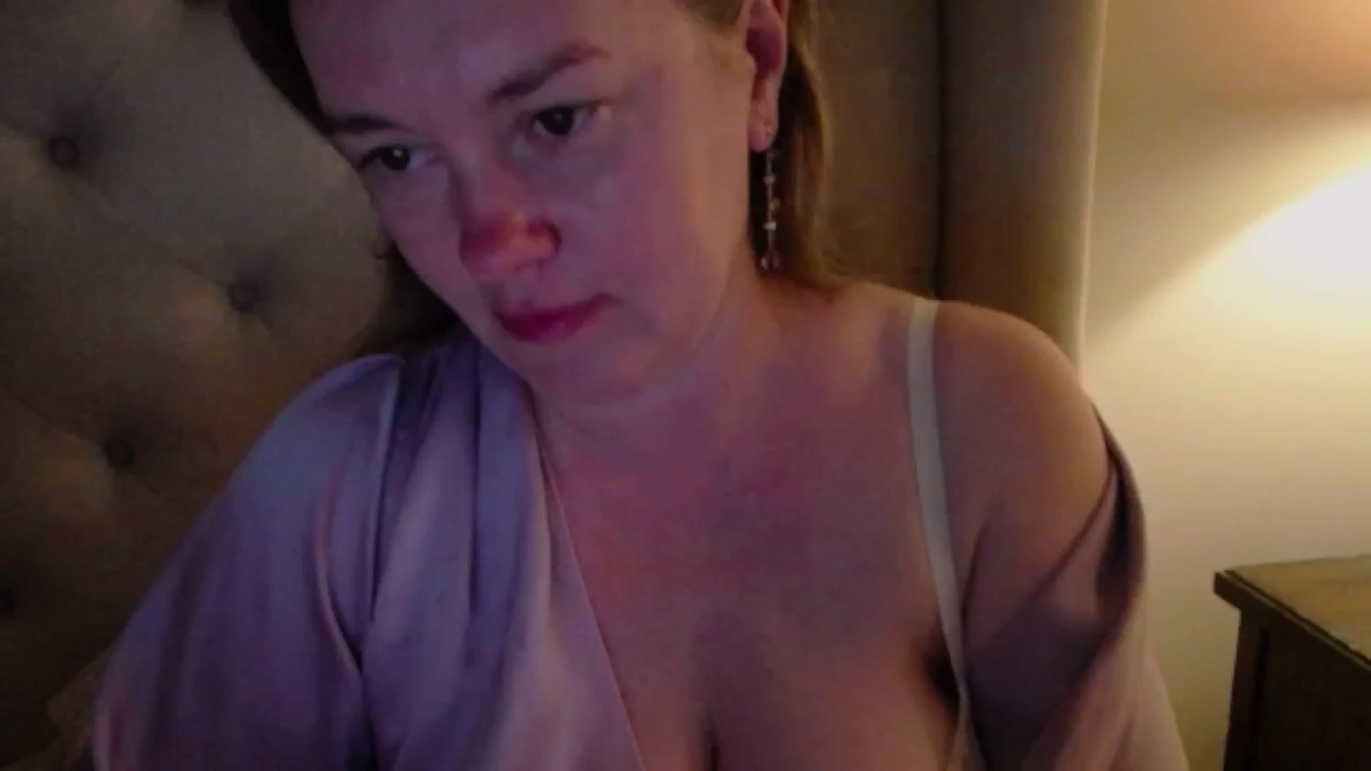 Gallery image thumbnail from J0llye's myfreecams stream on, 06/02/2025, 03:37 image 3 of 20