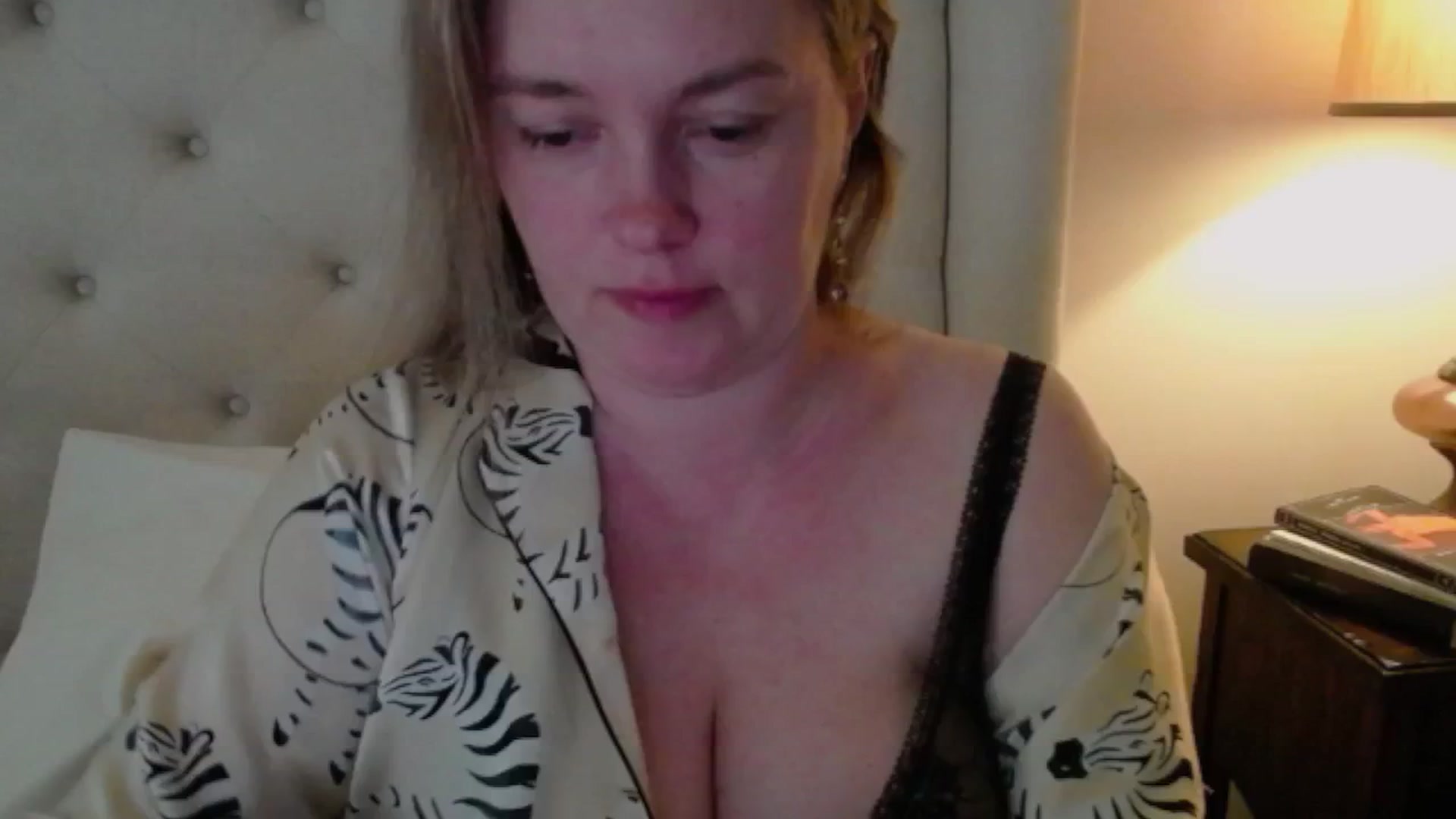 Gallery image thumbnail from J0llye's myfreecams stream on, 06/02/2025, 20:24 image 5 of 20