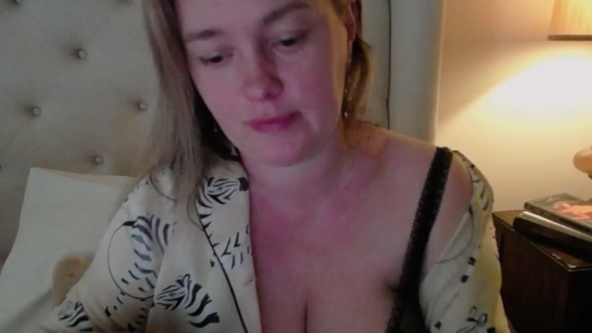 Gallery image thumbnail from J0llye's myfreecams stream on, 06/02/2025, 20:24 image 13 of 20