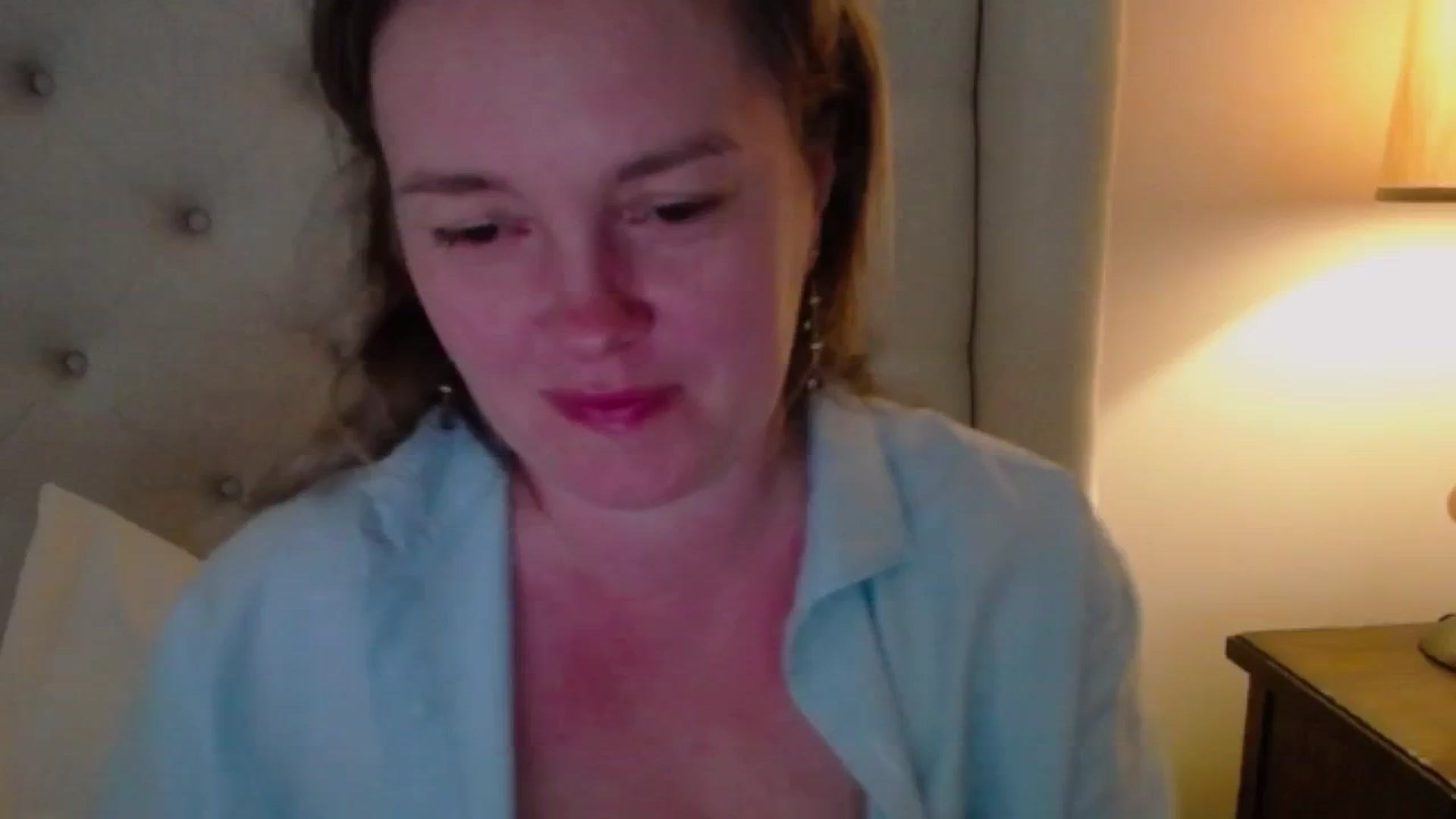 Gallery image thumbnail from J0llye's myfreecams stream on, 06/03/2025, 19:59 image 8 of 20