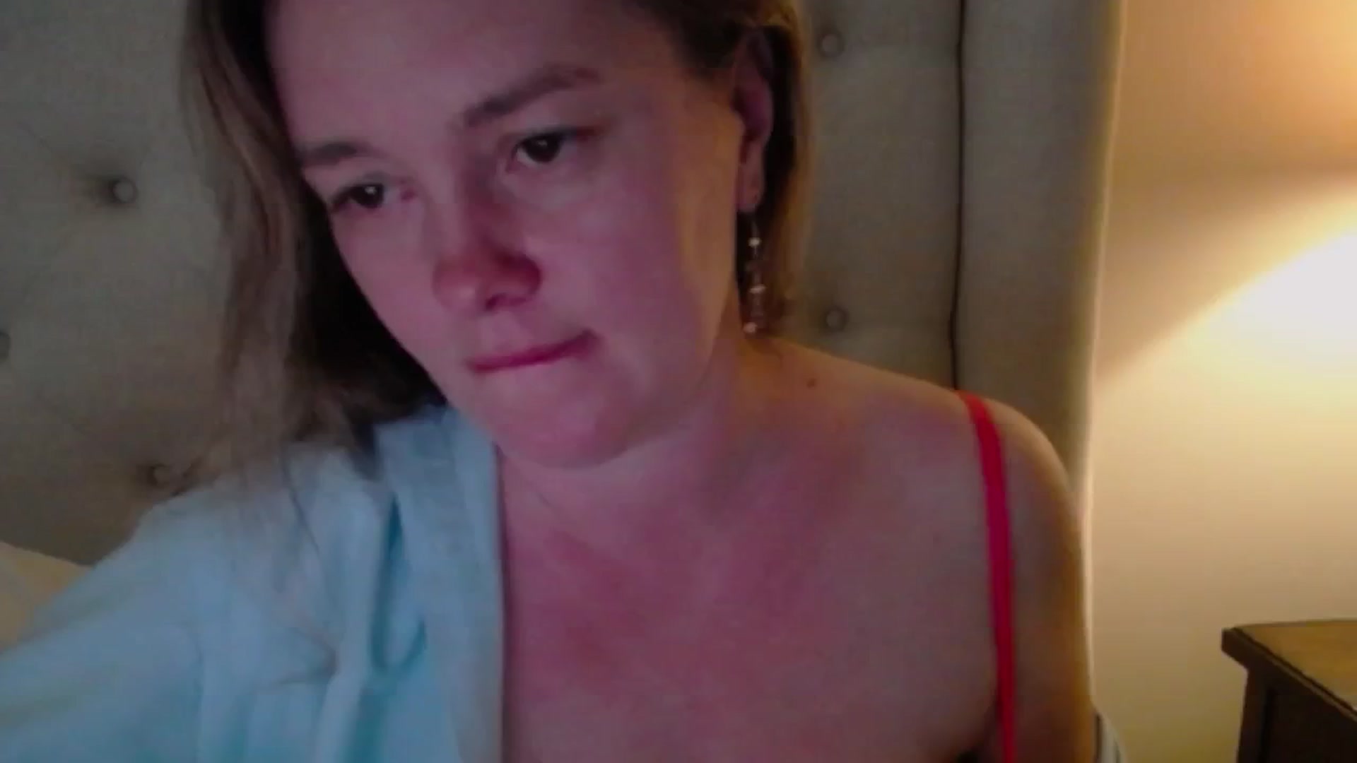 Gallery image thumbnail from J0llye's myfreecams stream on, 06/03/2025, 19:59 image 18 of 20