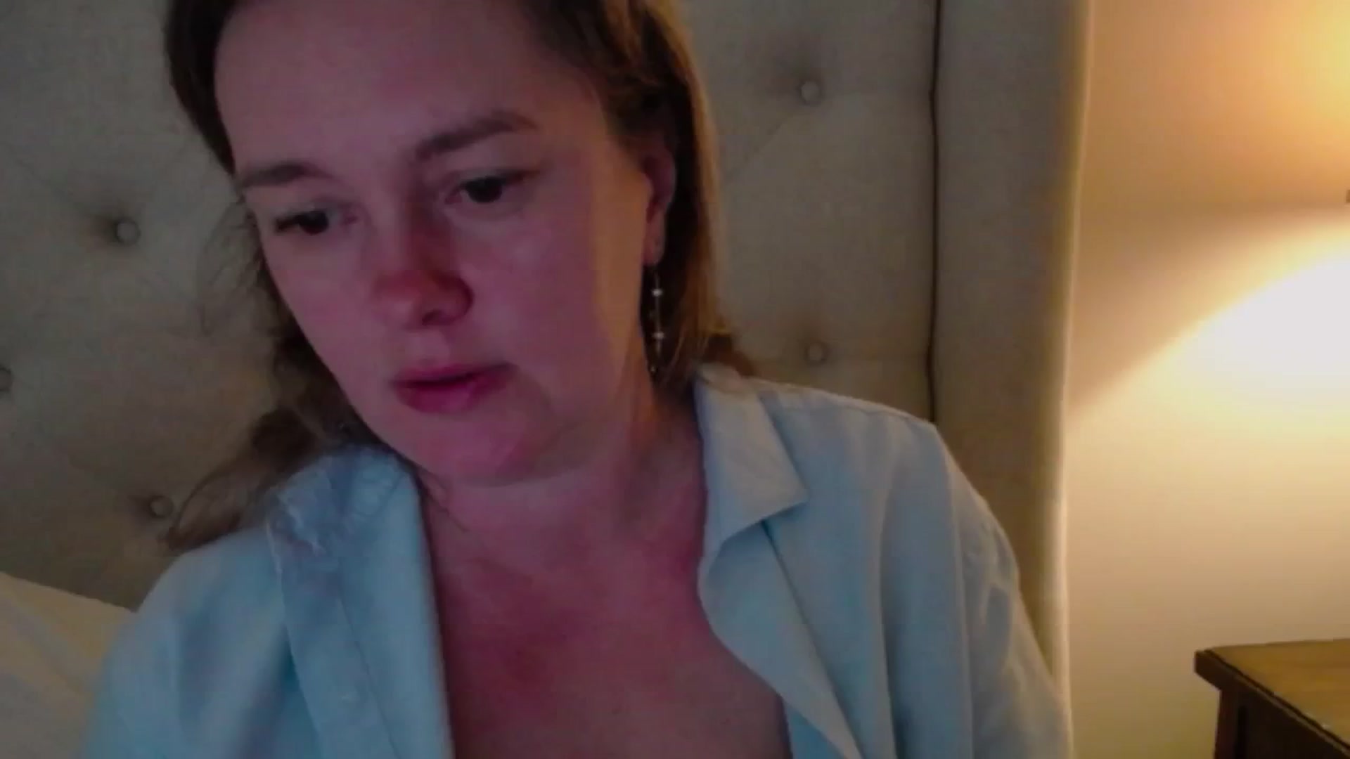 Gallery image thumbnail from J0llye's myfreecams stream on, 06/03/2025, 19:59 image 11 of 20