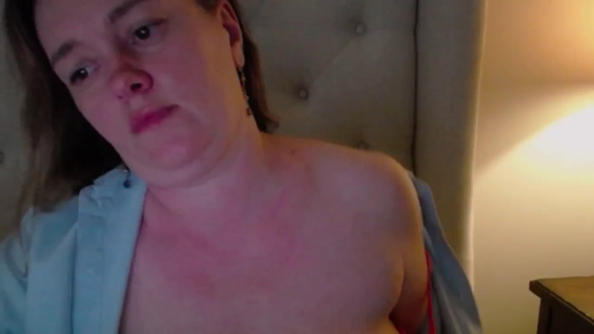 Gallery image thumbnail from J0llye's myfreecams stream on, 06/03/2025, 19:59 image 14 of 20