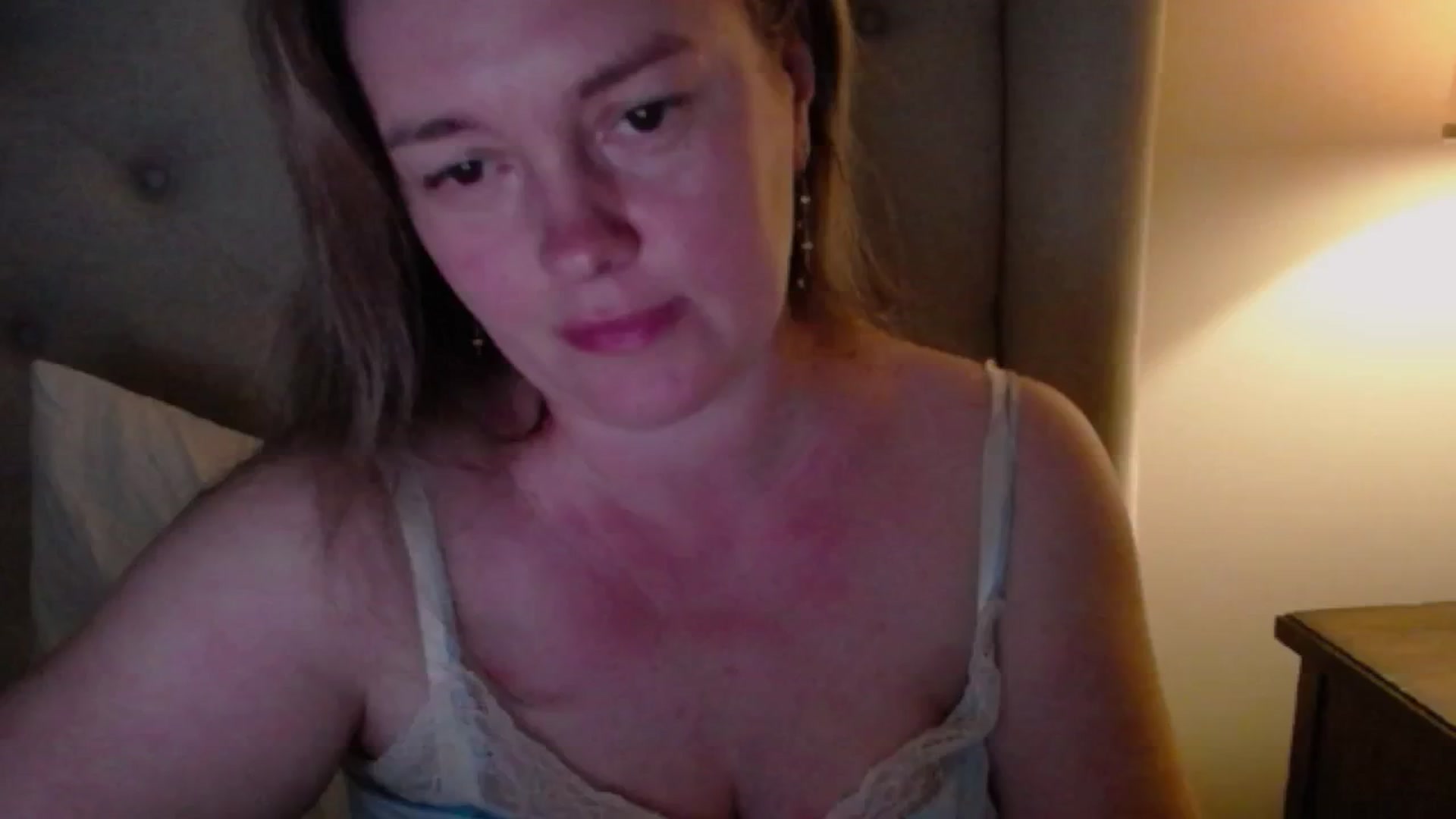 Gallery image thumbnail from J0llye's myfreecams stream on, 06/04/2025, 20:27 image 18 of 20