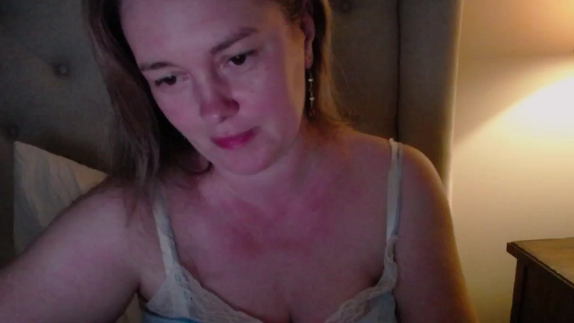 Gallery image thumbnail from J0llye's myfreecams stream on, 06/04/2025, 20:27 image 19 of 20