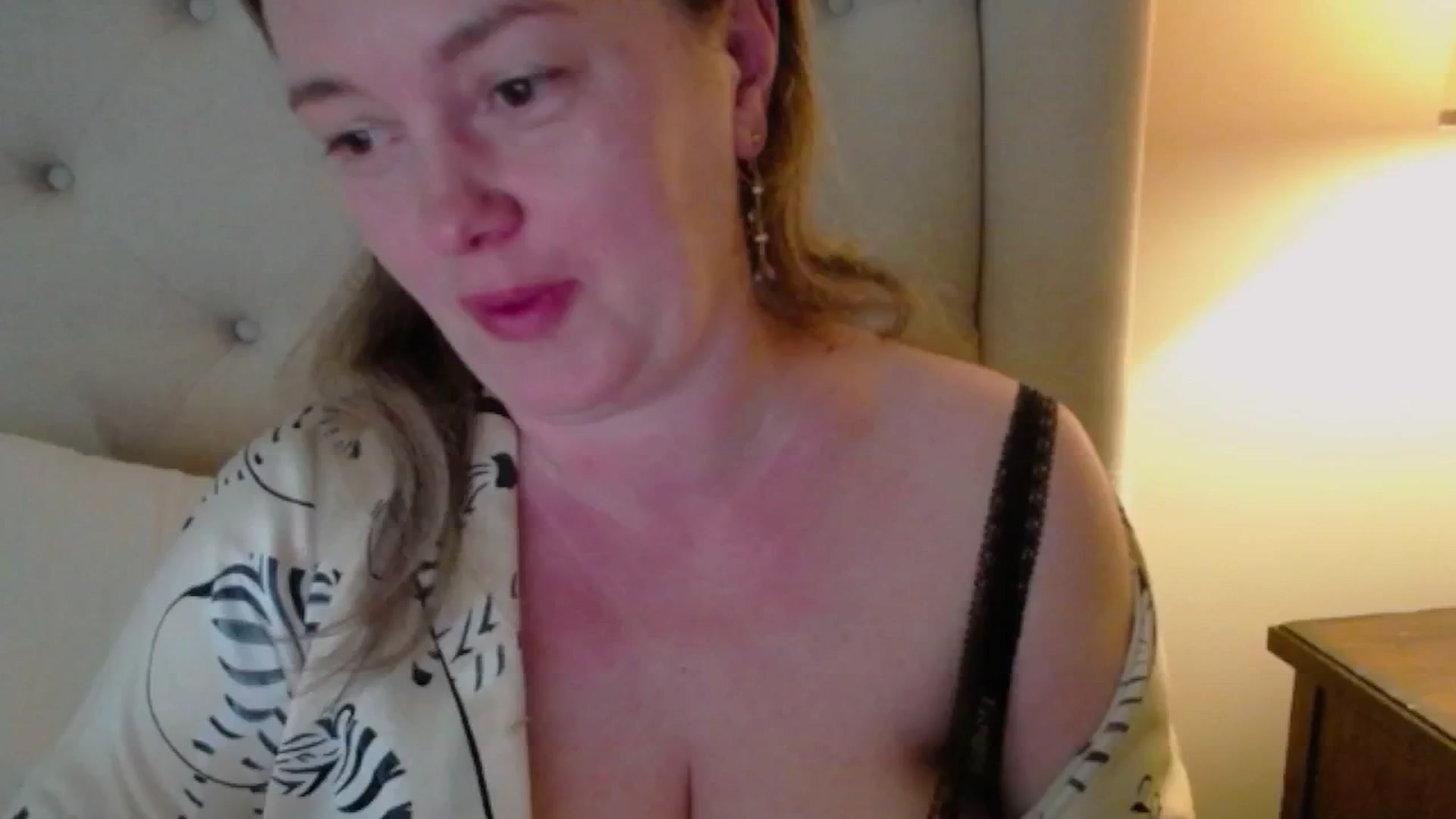 Gallery image thumbnail from J0llye's myfreecams stream on, 06/06/2025, 20:08 image 5 of 20