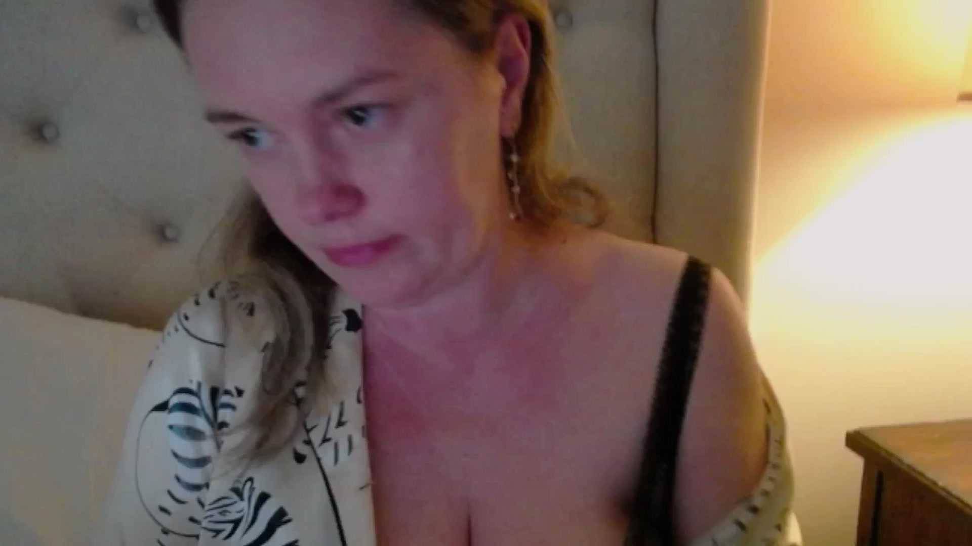 Gallery image thumbnail from J0llye's myfreecams stream on, 06/06/2025, 20:08 image 3 of 20