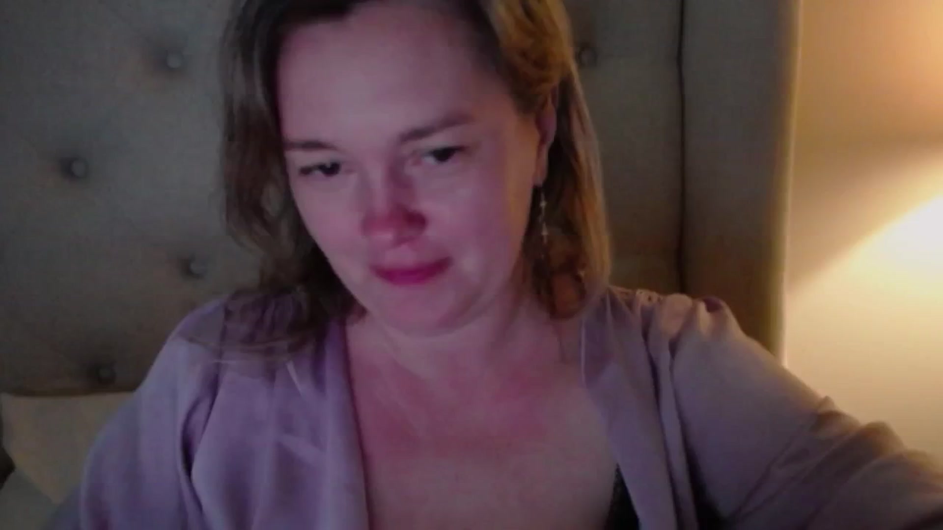 Gallery image thumbnail from J0llye's myfreecams stream on, 06/07/2025, 20:36 image 8 of 20