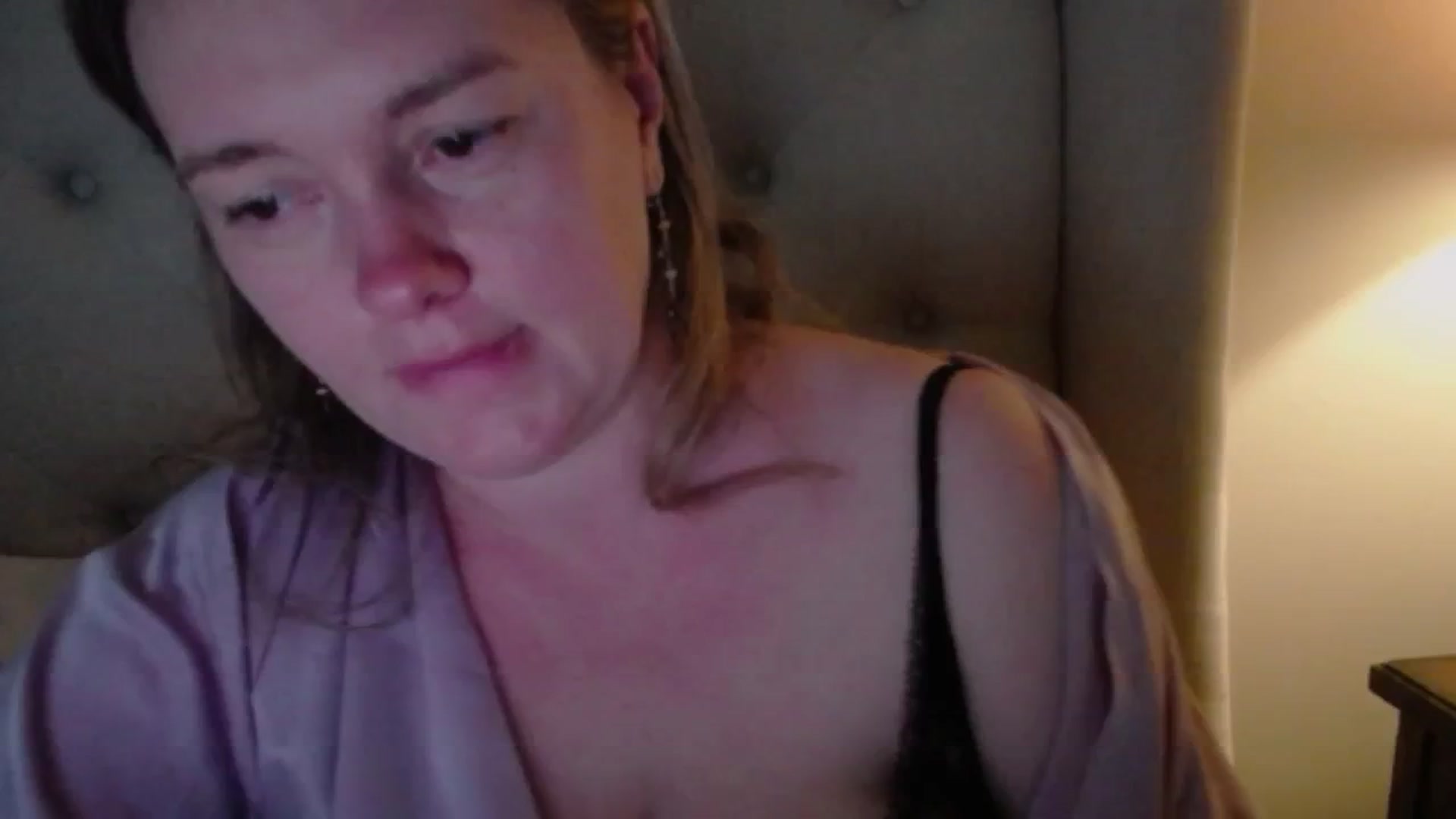 Gallery image thumbnail from J0llye's myfreecams stream on, 06/07/2025, 20:36 image 14 of 20