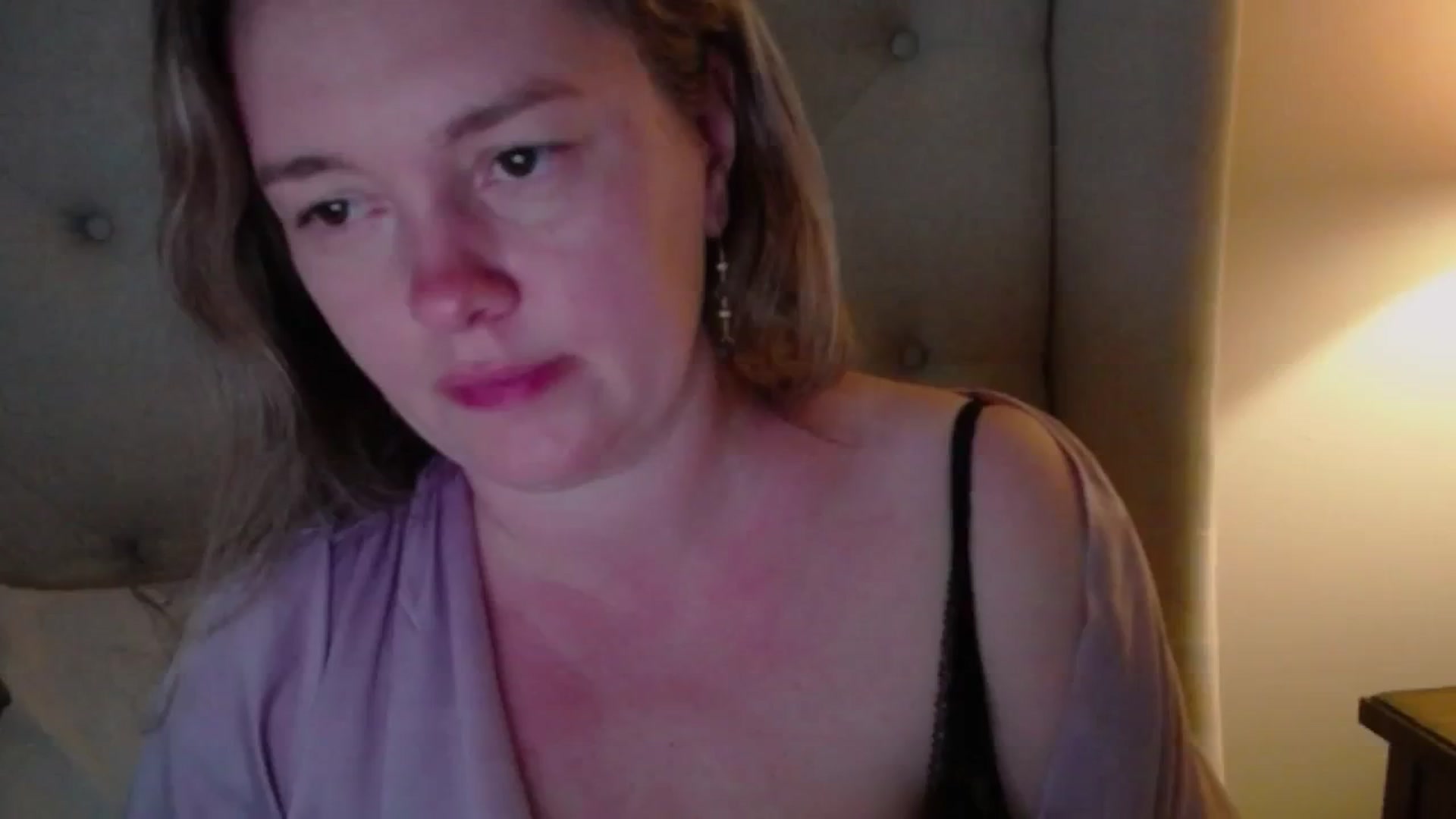 Gallery image thumbnail from J0llye's myfreecams stream on, 06/07/2025, 20:36 image 10 of 20