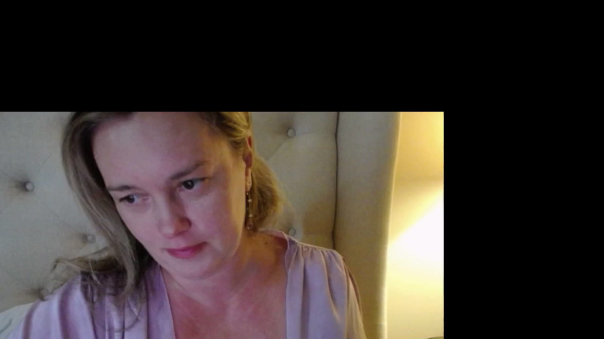 Gallery image thumbnail from J0llye's myfreecams stream on, 06/22/2025, 20:05 image 15 of 20