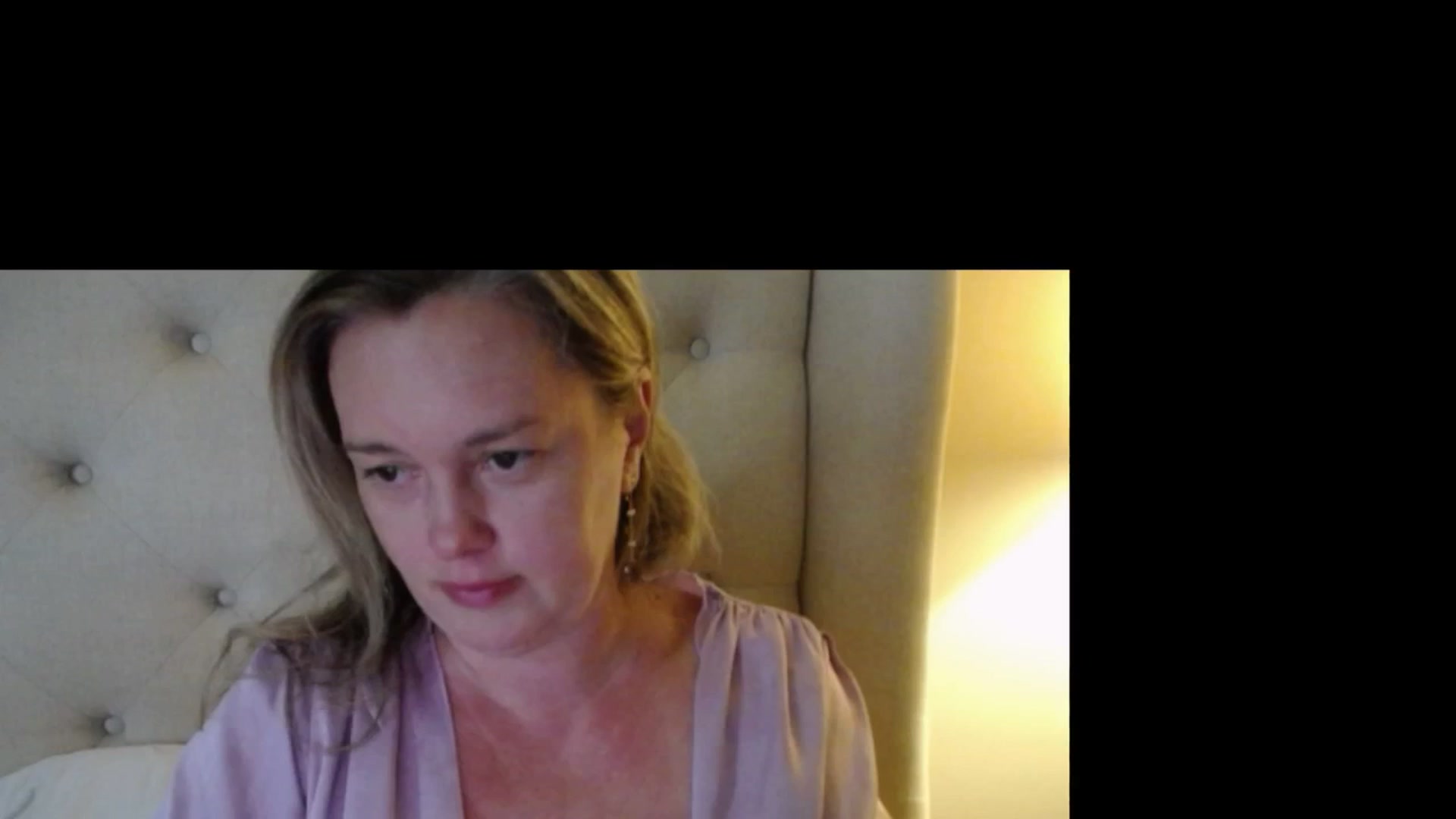 Gallery image thumbnail from J0llye's myfreecams stream on, 06/22/2025, 20:05 image 16 of 20