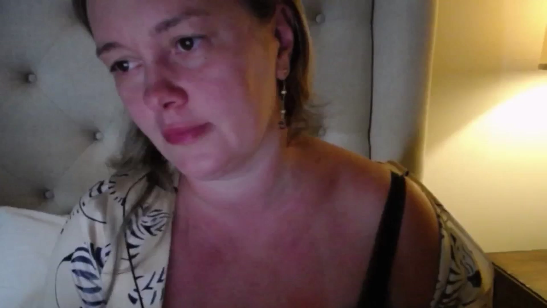 Gallery image thumbnail from J0llye's myfreecams stream on, 06/24/2025, 20:28 image 20 of 20