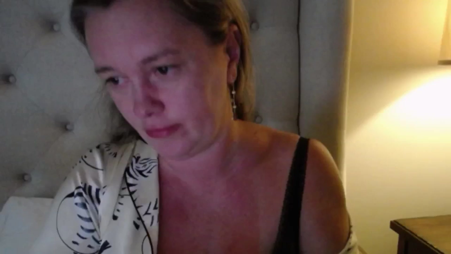 Gallery image thumbnail from J0llye's myfreecams stream on, 06/27/2025, 19:44 image 8 of 20