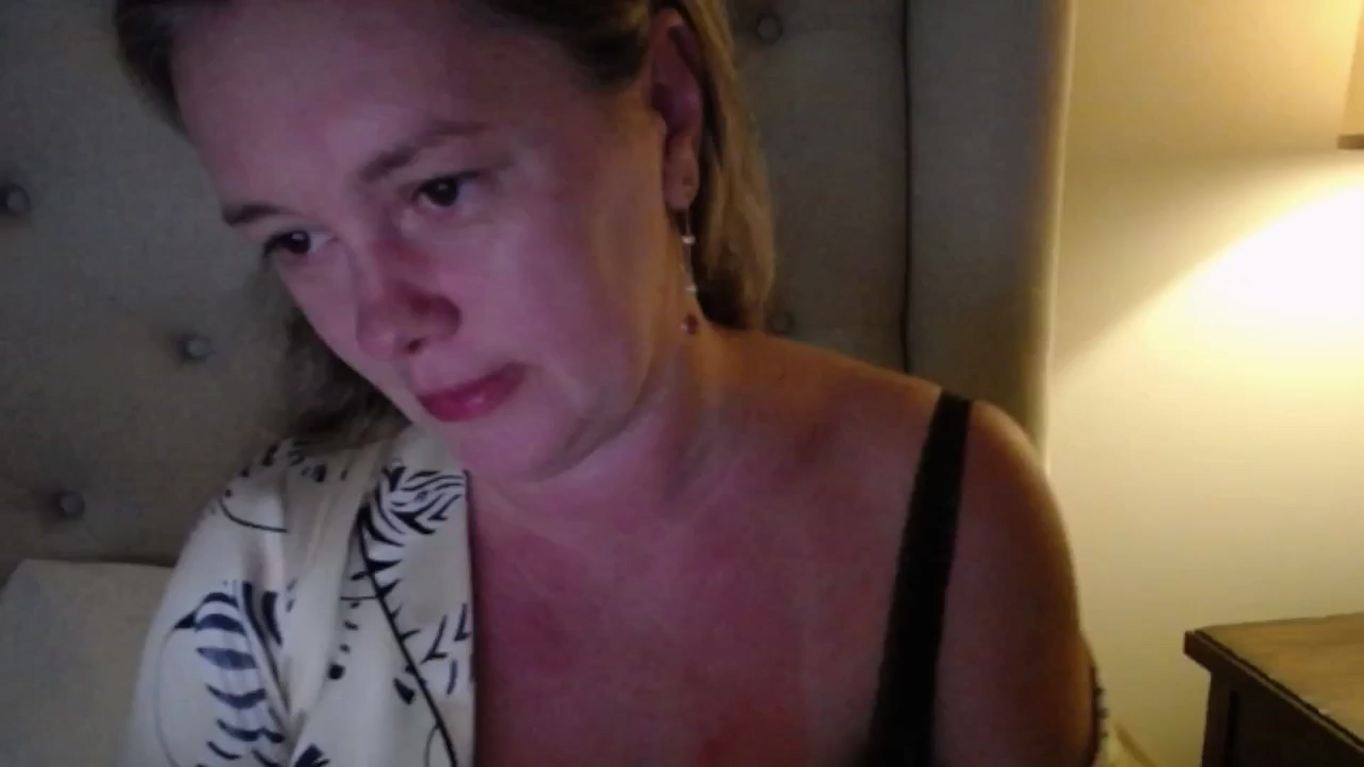 Gallery image thumbnail from J0llye's myfreecams stream on, 06/27/2025, 19:44 image 12 of 20