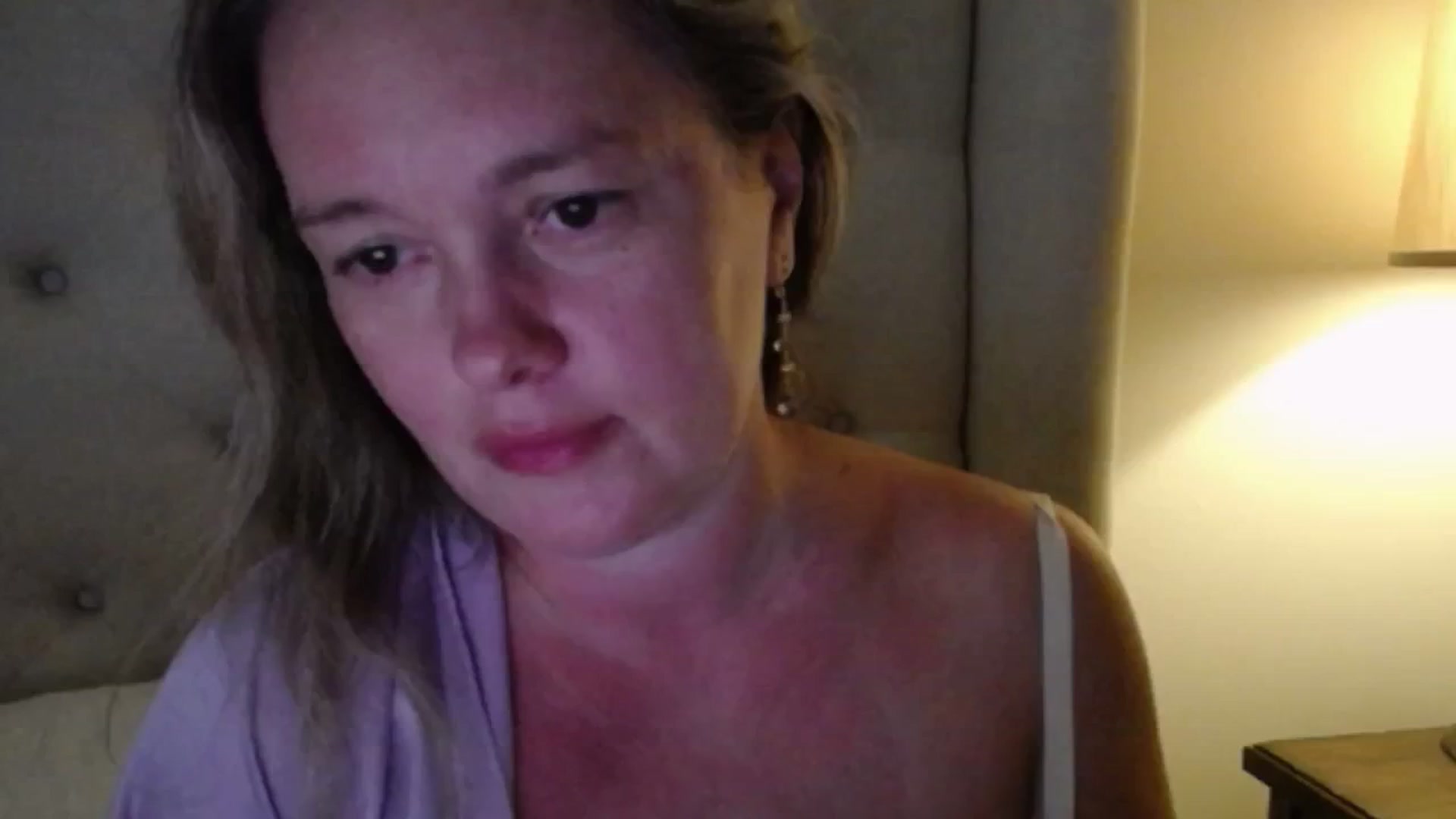 Gallery image thumbnail from J0llye's myfreecams stream on, 06/28/2025, 20:34 image 10 of 20