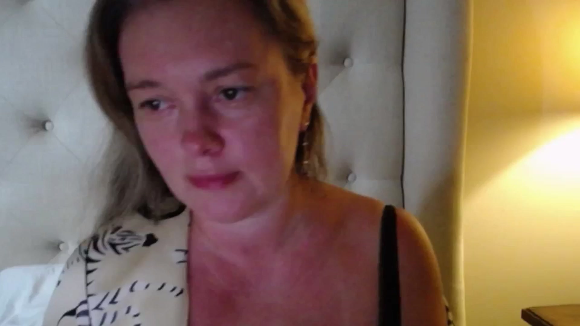 Gallery image thumbnail from J0llye's myfreecams stream on, 06/29/2025, 20:09 image 4 of 20