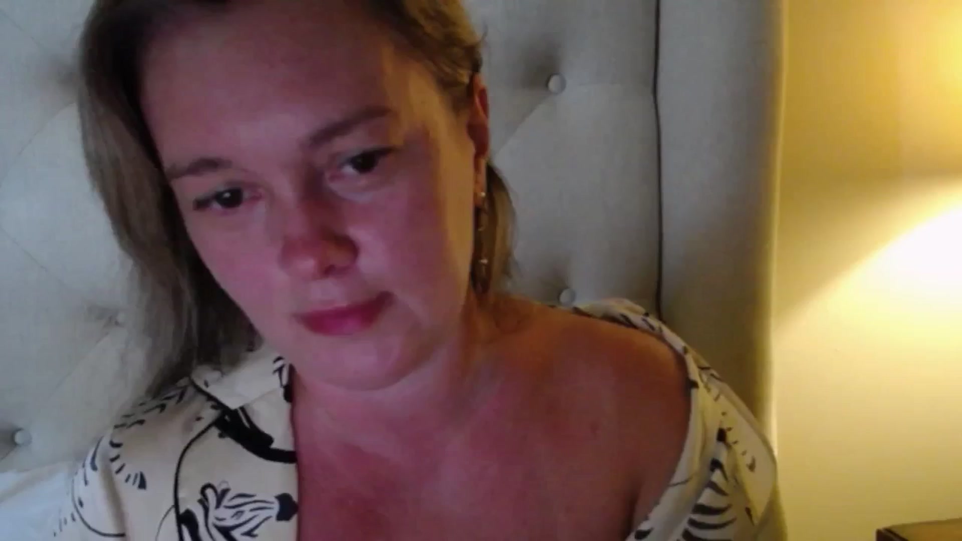 Gallery image thumbnail from J0llye's myfreecams stream on, 06/29/2025, 20:37 image 4 of 20