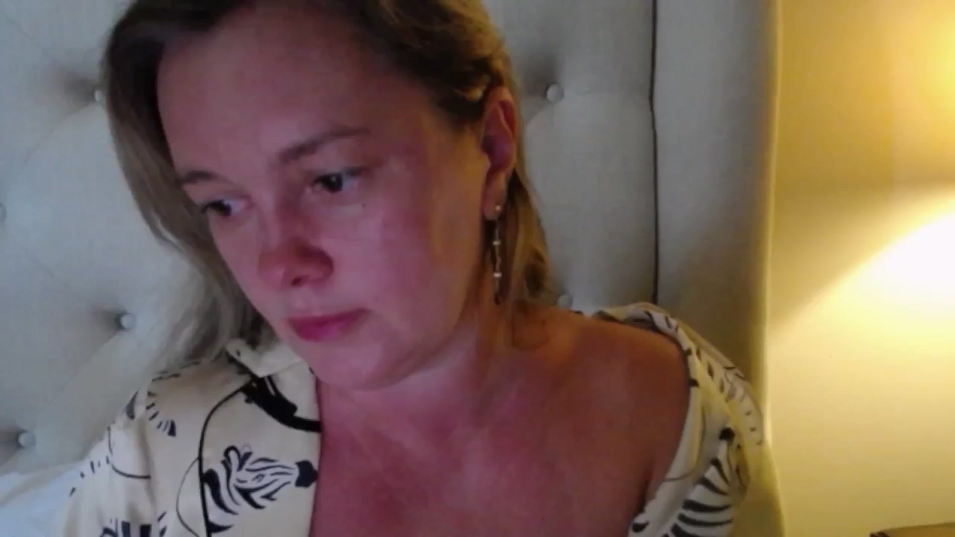 Gallery image thumbnail from J0llye's myfreecams stream on, 06/29/2025, 20:37 image 12 of 20