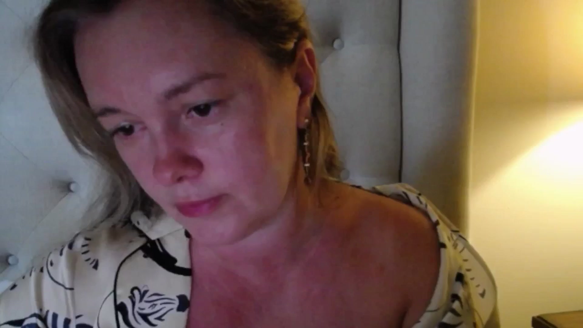 Gallery image thumbnail from J0llye's myfreecams stream on, 06/29/2025, 20:37 image 9 of 20