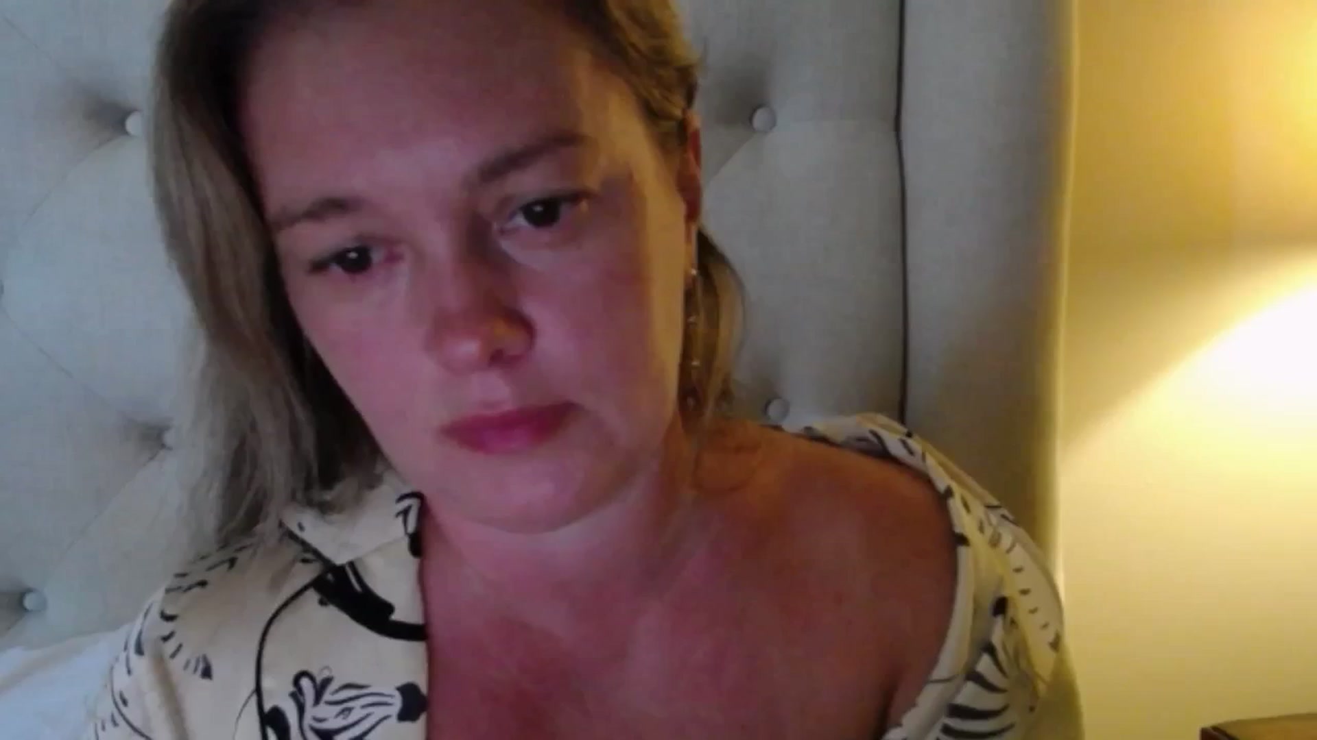 Gallery image thumbnail from J0llye's myfreecams stream on, 06/29/2025, 20:37 image 20 of 20