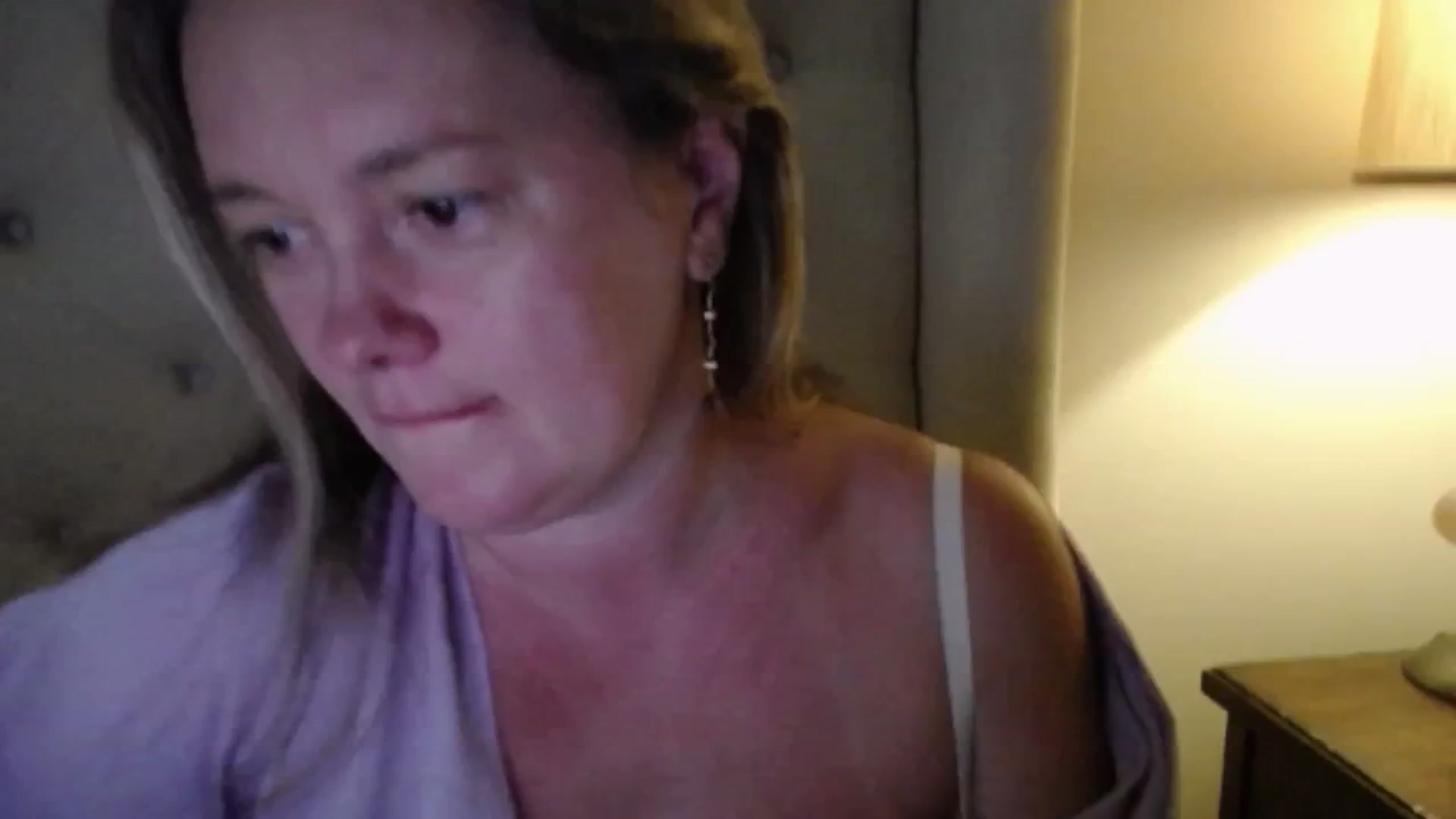 Gallery image thumbnail from J0llye's myfreecams stream on, 07/01/2025, 20:33 image 7 of 20