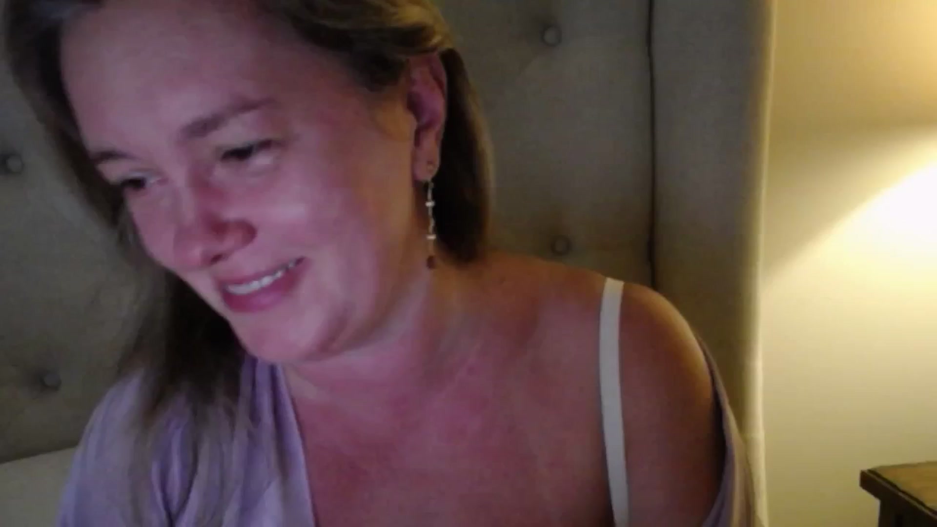 Gallery image thumbnail from J0llye's myfreecams stream on, 07/01/2025, 20:33 image 19 of 20