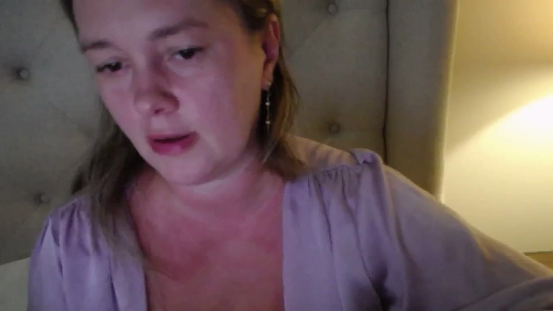 Gallery image thumbnail from J0llye's myfreecams stream on, 07/06/2025, 20:22 image 13 of 20
