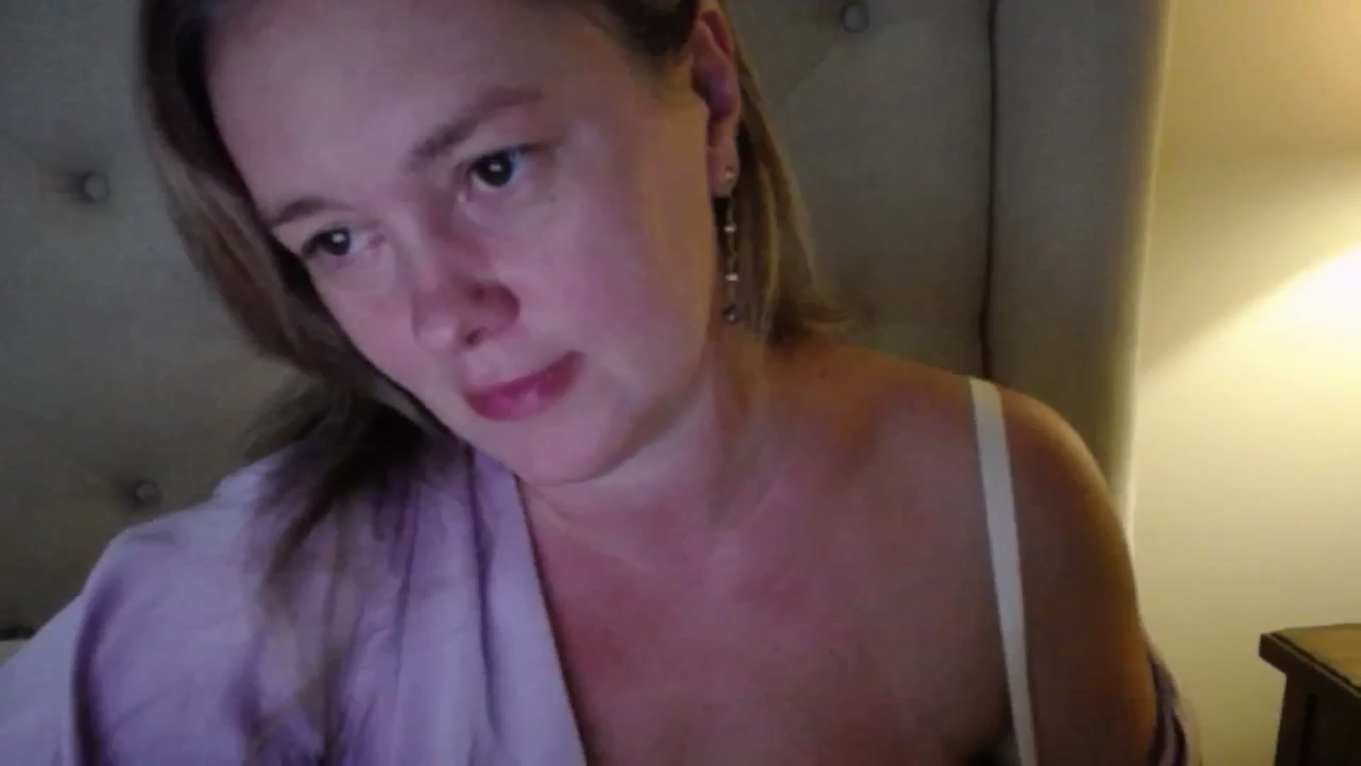 Gallery image thumbnail from J0llye's myfreecams stream on, 07/06/2025, 20:22 image 3 of 20
