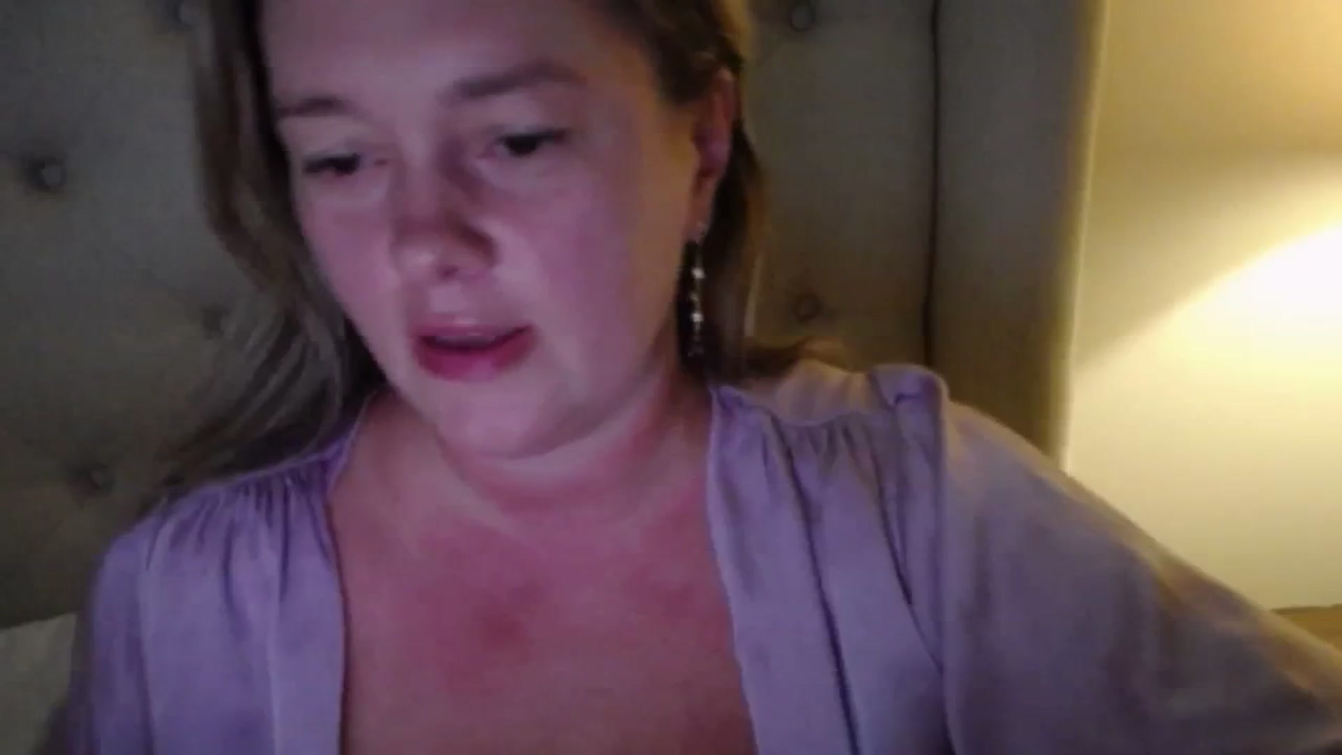 Gallery image thumbnail from J0llye's myfreecams stream on, 07/06/2025, 20:22 image 19 of 20