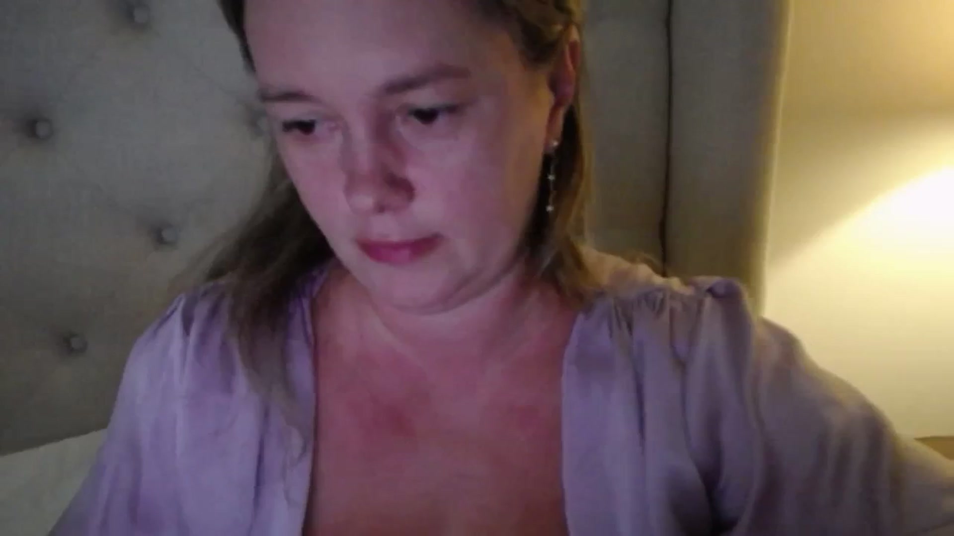 Gallery image thumbnail from J0llye's myfreecams stream on, 07/06/2025, 20:22 image 12 of 20