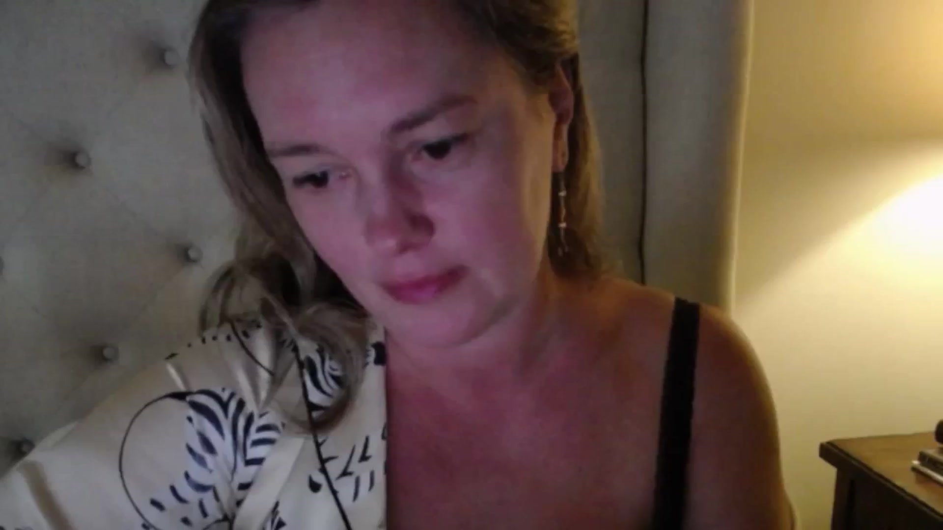 Gallery image thumbnail from J0llye's myfreecams stream on, 07/09/2025, 21:05 image 6 of 20