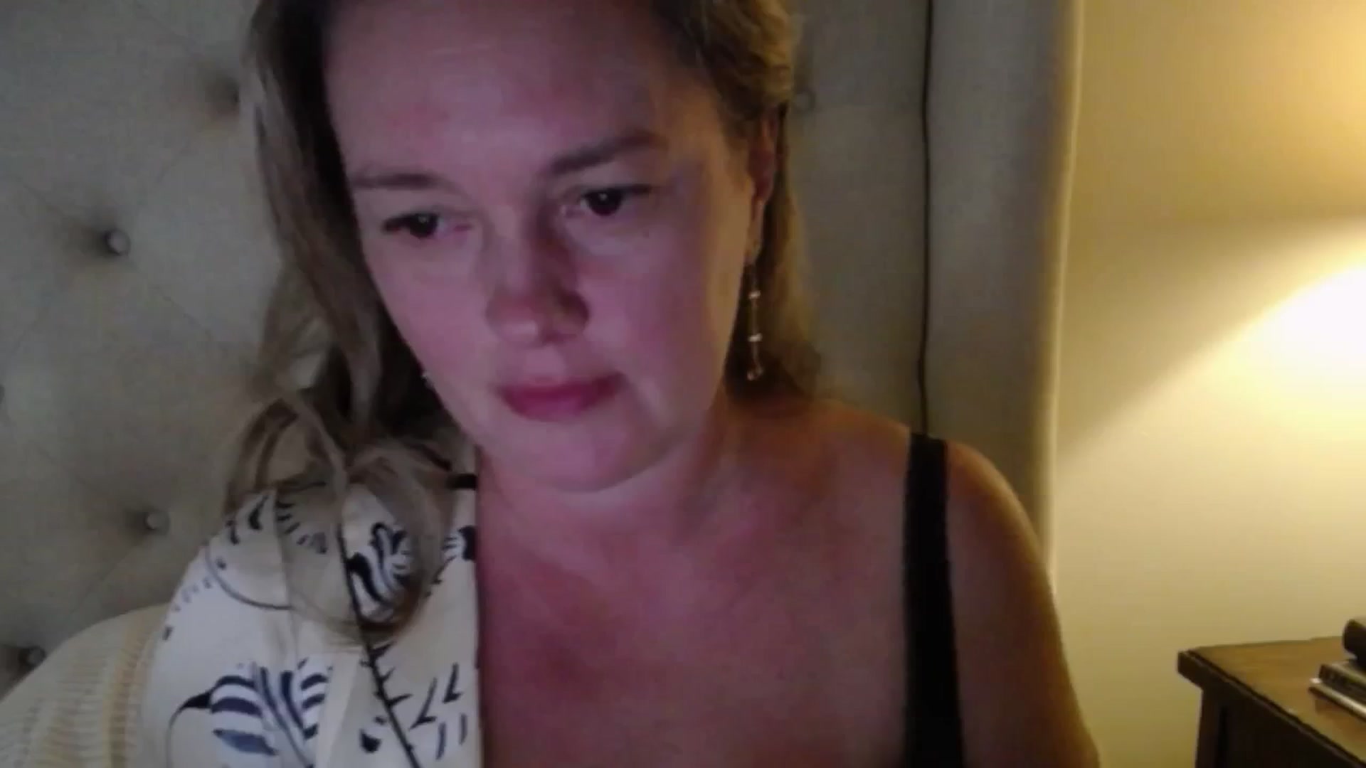 Gallery image thumbnail from J0llye's myfreecams stream on, 07/09/2025, 21:05 image 5 of 20
