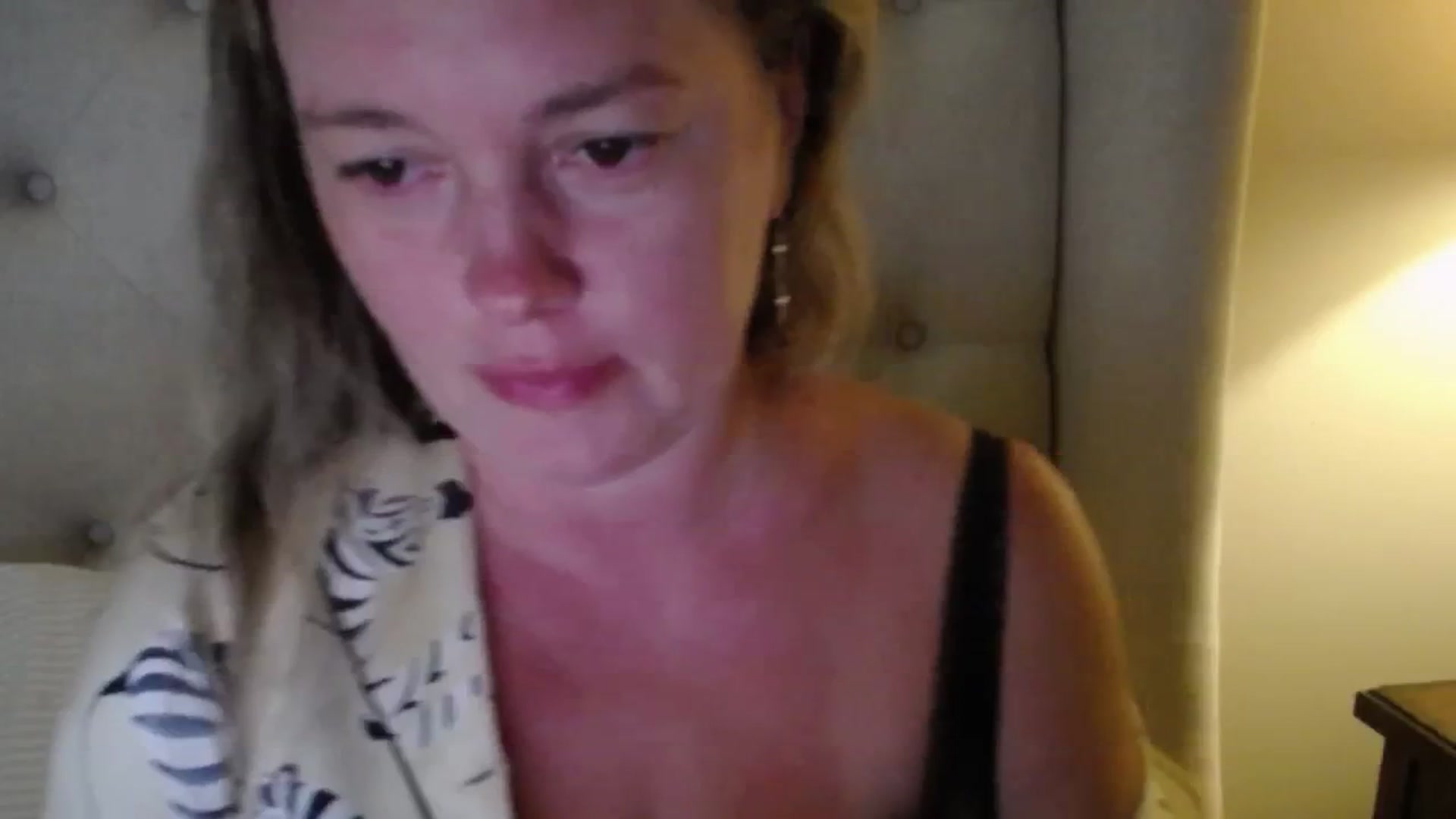 Gallery image thumbnail from J0llye's myfreecams stream on, 07/10/2025, 20:19 image 11 of 20