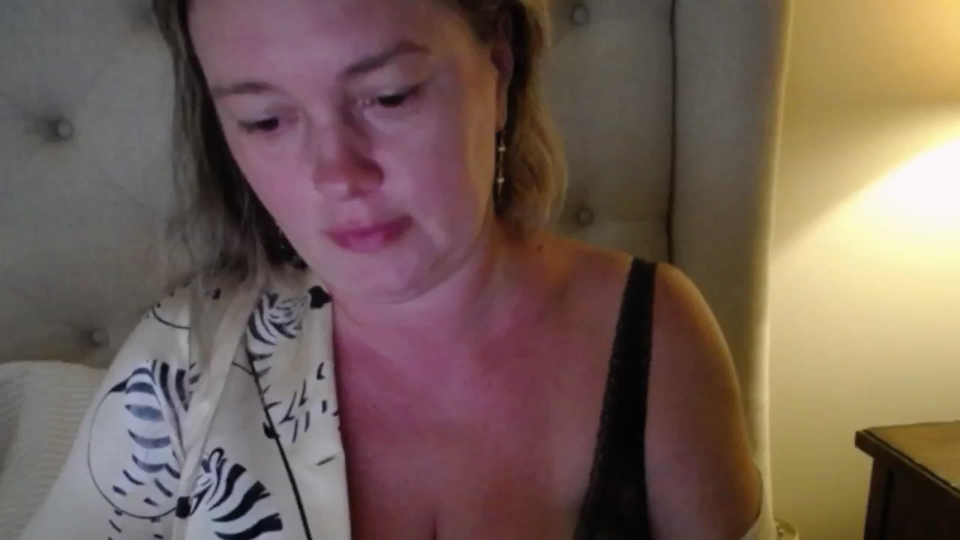 Gallery image thumbnail from J0llye's myfreecams stream on, 07/10/2025, 20:19 image 6 of 20