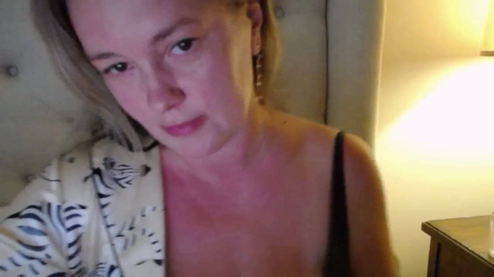 Gallery image thumbnail from J0llye's myfreecams stream on, 07/12/2025, 20:34 image 14 of 20