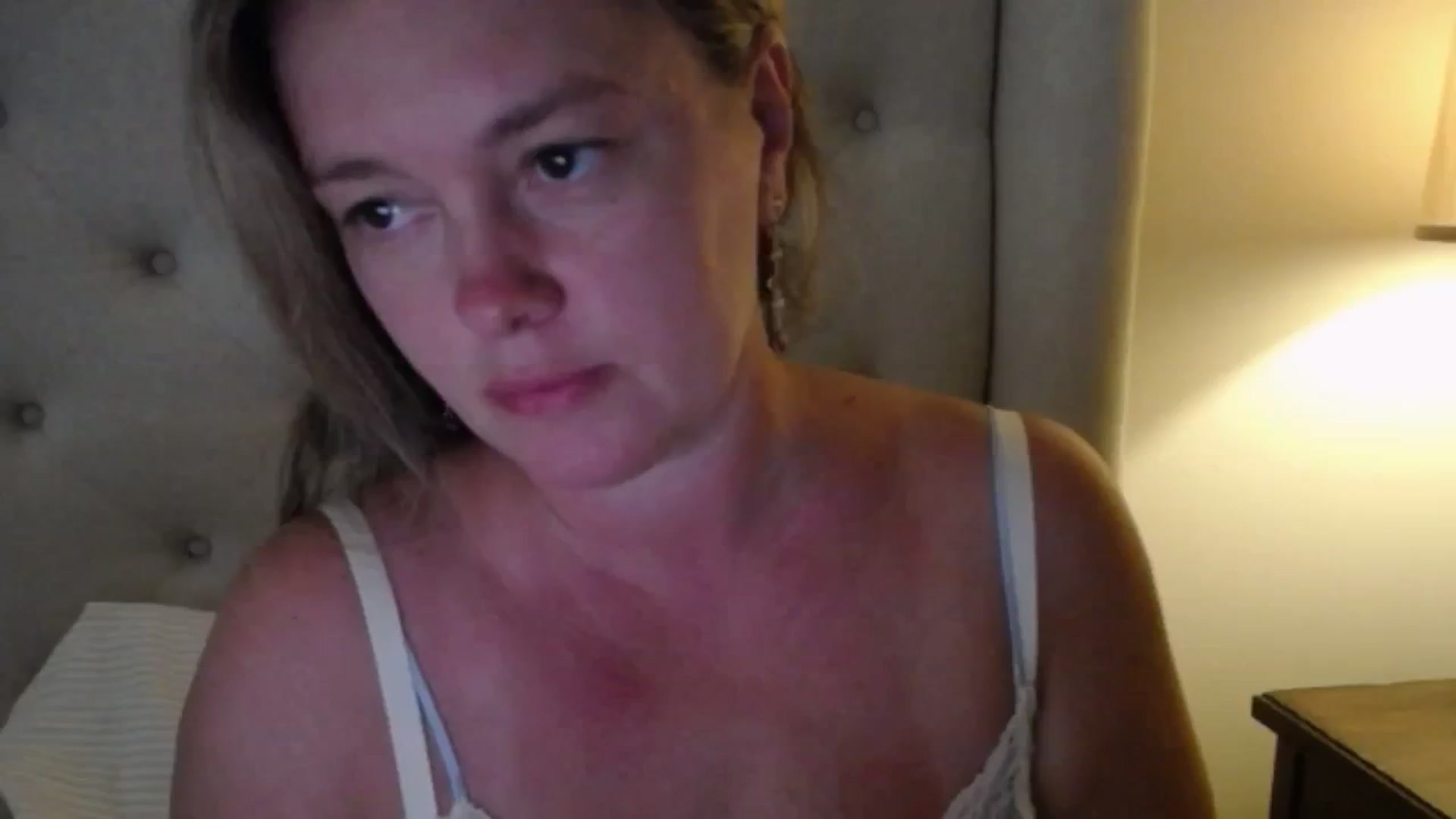 Gallery image thumbnail from J0llye's myfreecams stream on, 07/13/2025, 20:02 image 1 of 20