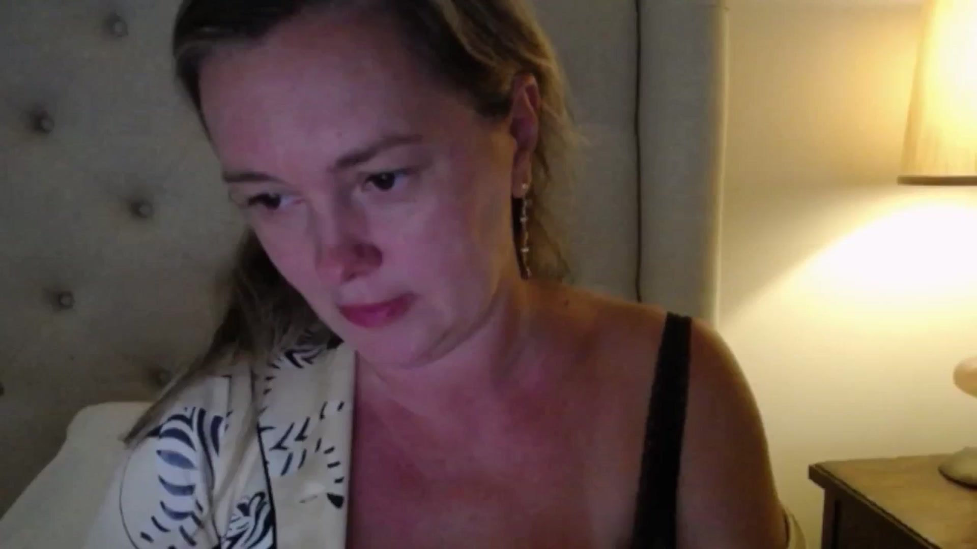 Gallery image thumbnail from J0llye's myfreecams stream on, 07/14/2025, 19:40 image 14 of 20