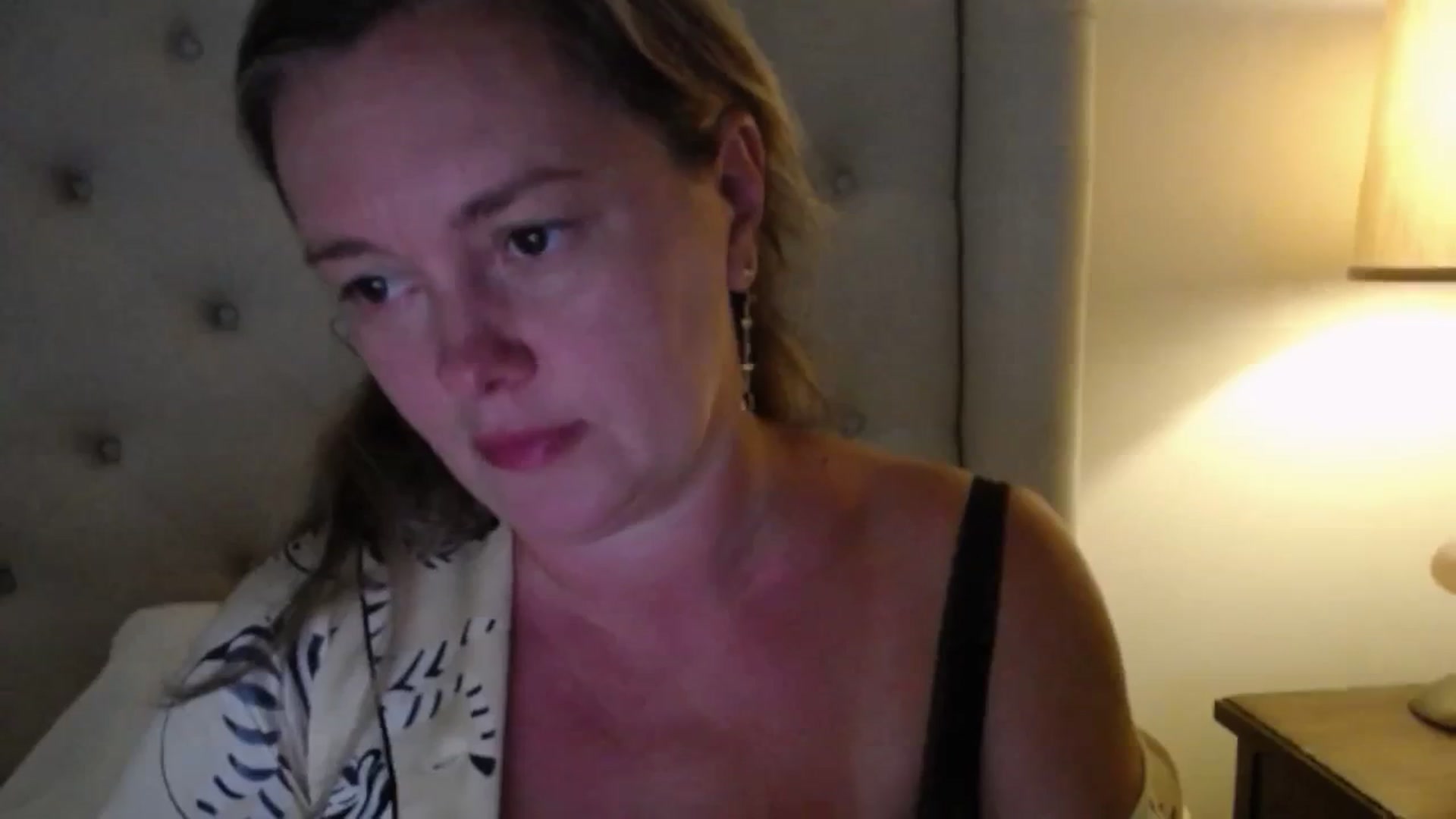 Gallery image thumbnail from J0llye's myfreecams stream on, 07/14/2025, 19:40 image 16 of 20