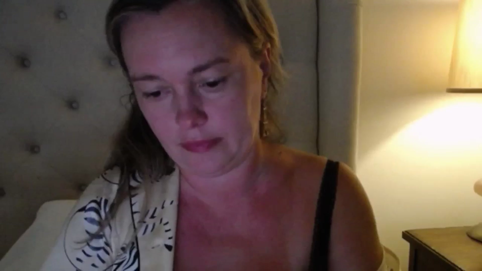 Gallery image thumbnail from J0llye's myfreecams stream on, 07/14/2025, 19:40 image 17 of 20